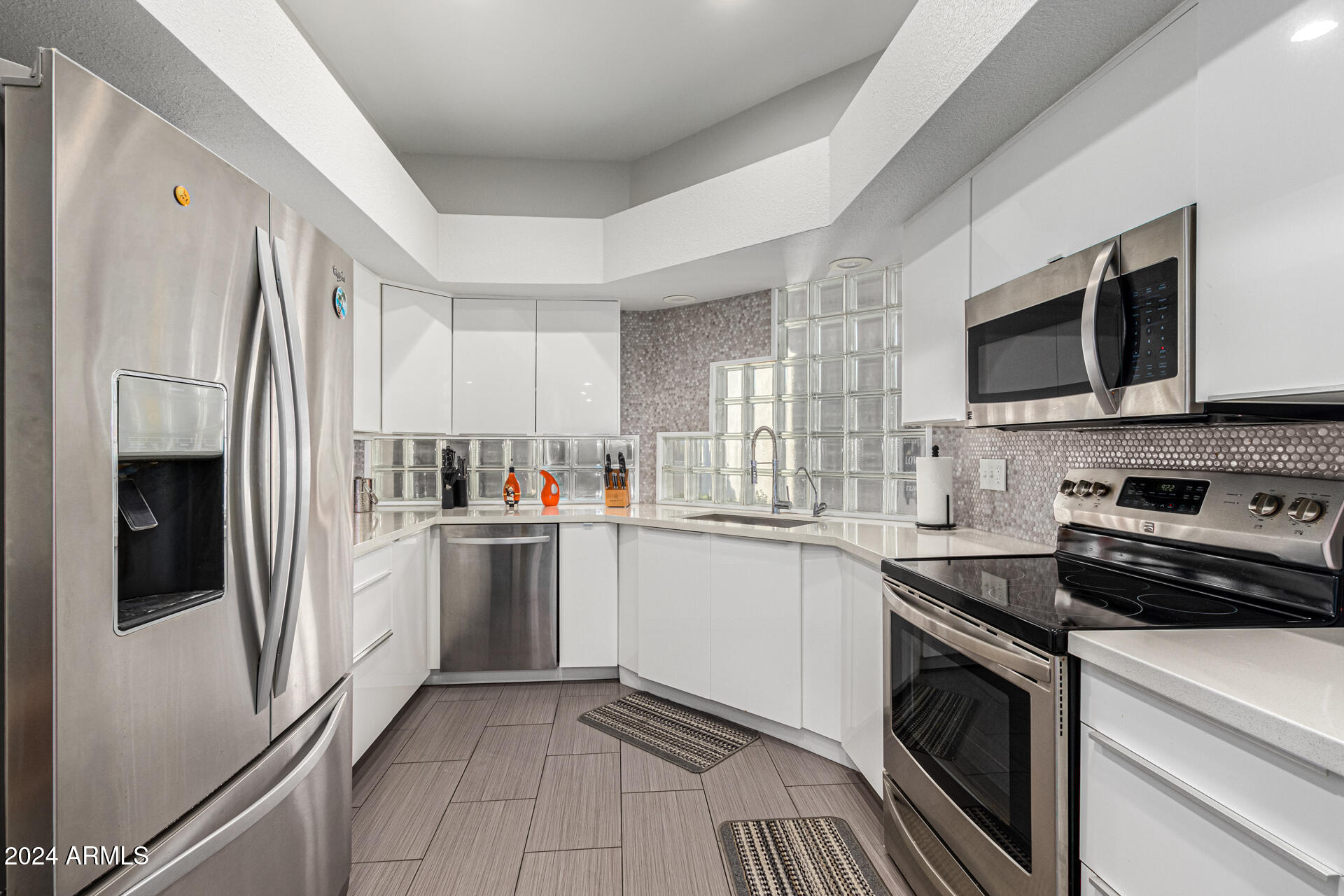 902 W GLENDALE Avenue # 116