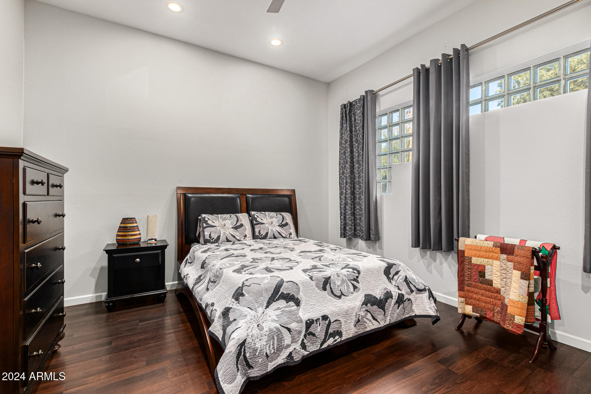 902 W GLENDALE Avenue # 116