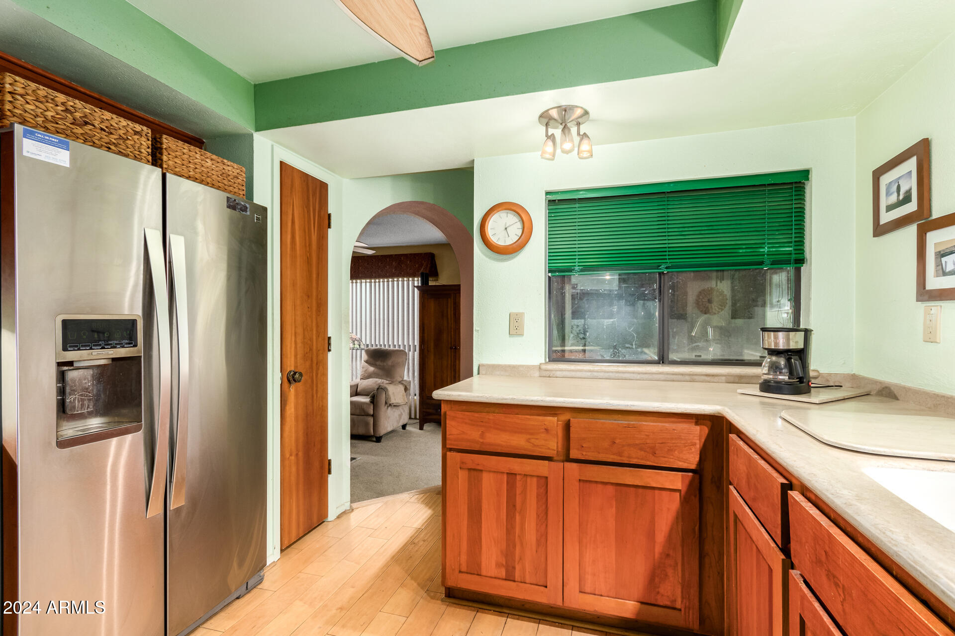 4709 E WINSTON Drive