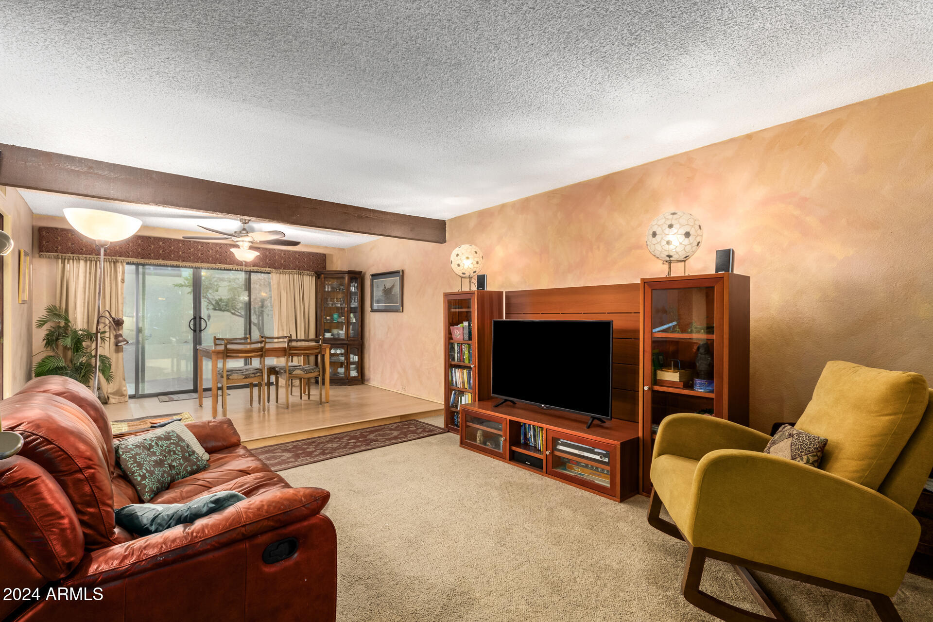 4709 E WINSTON Drive