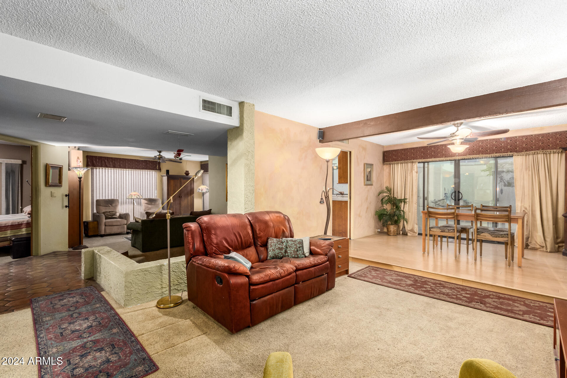 4709 E WINSTON Drive