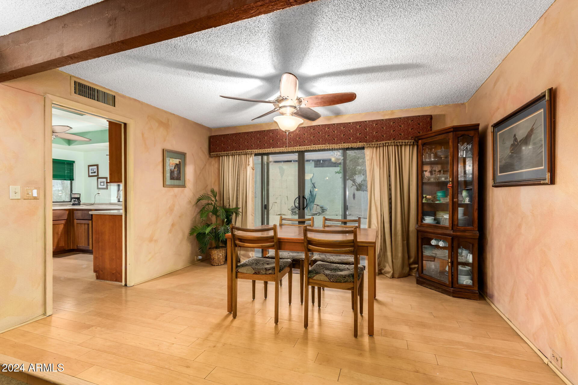 4709 E WINSTON Drive