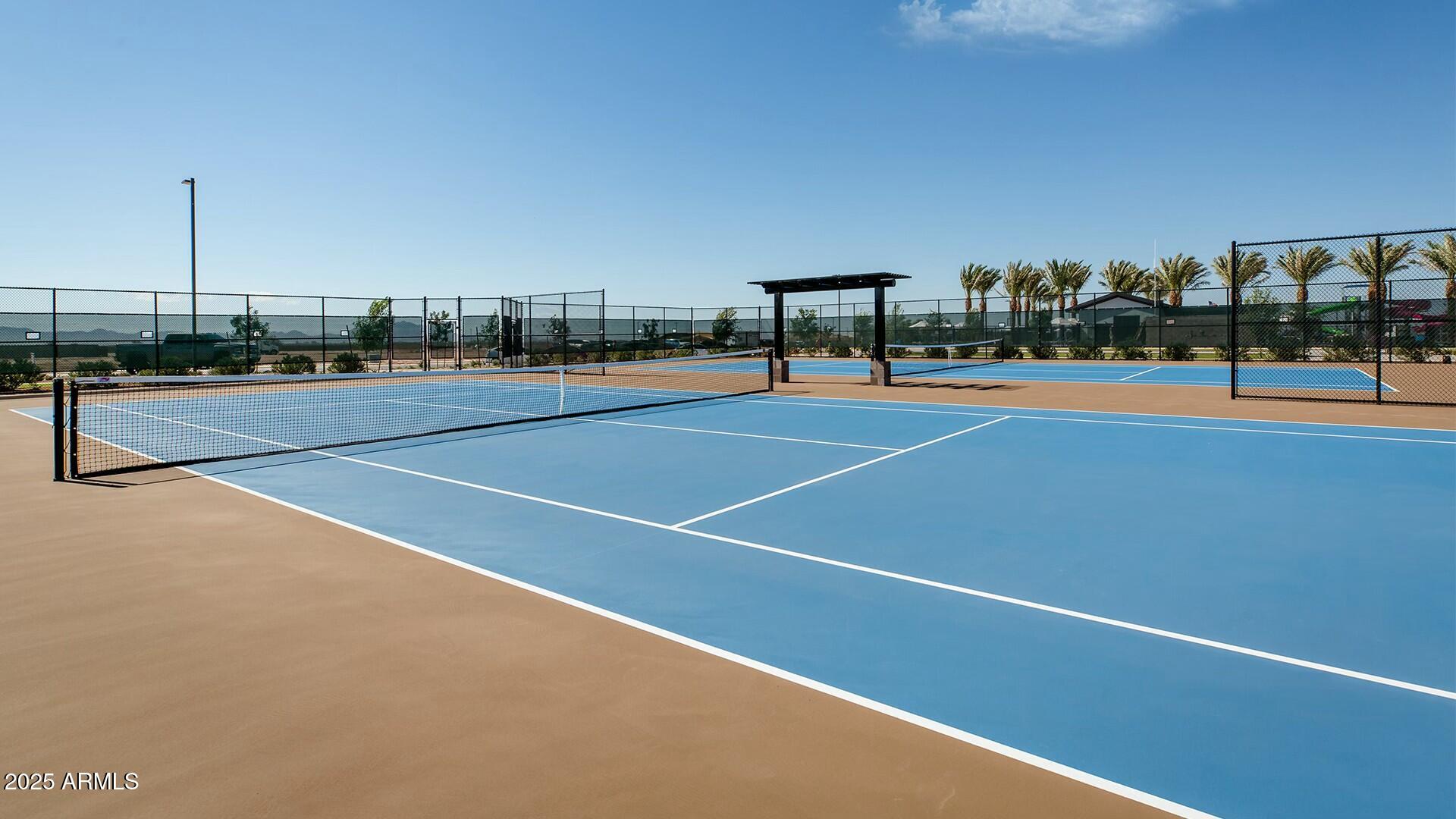 9746 E THORNBUSH Avenue