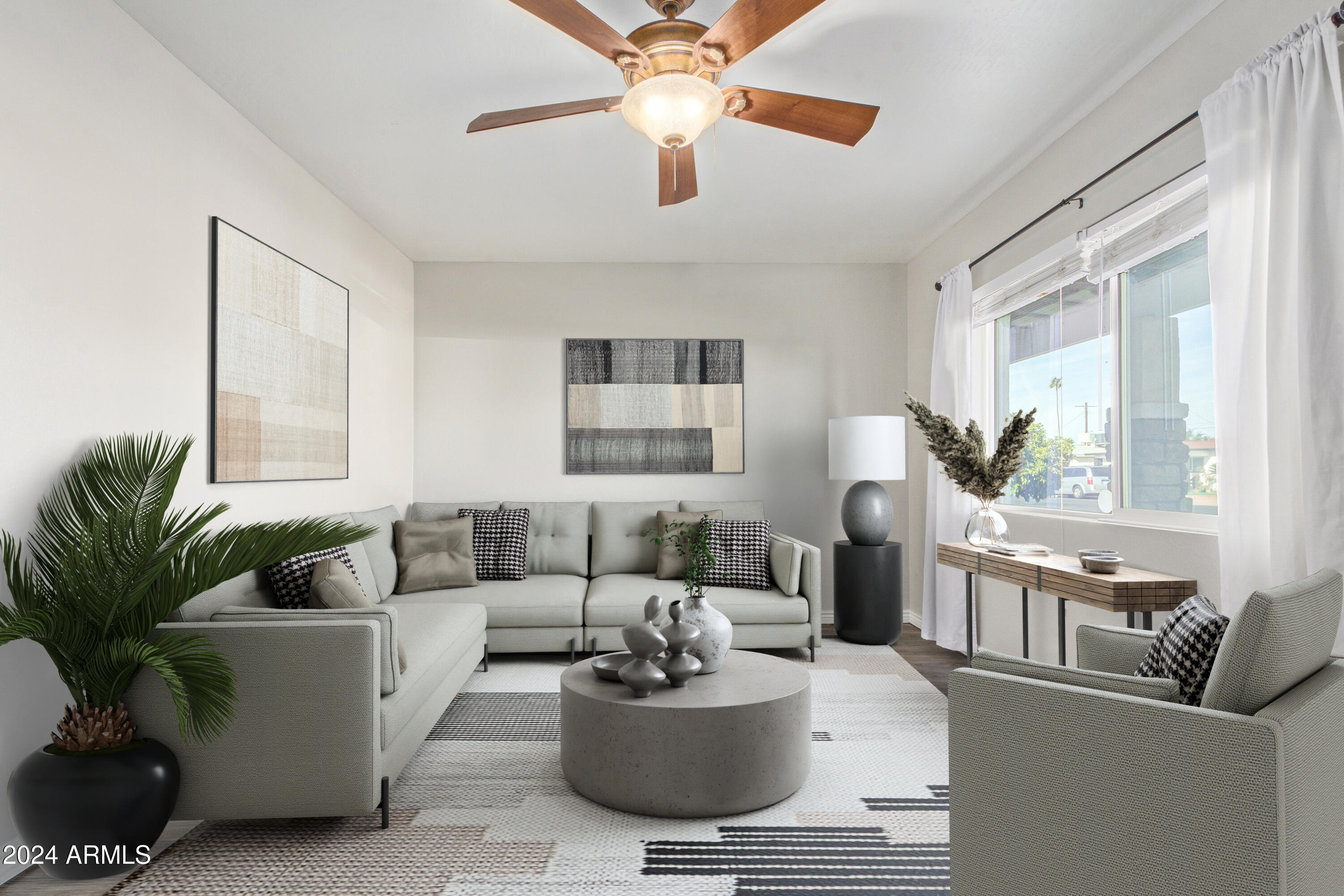 2037 E BRAMBLE Avenue