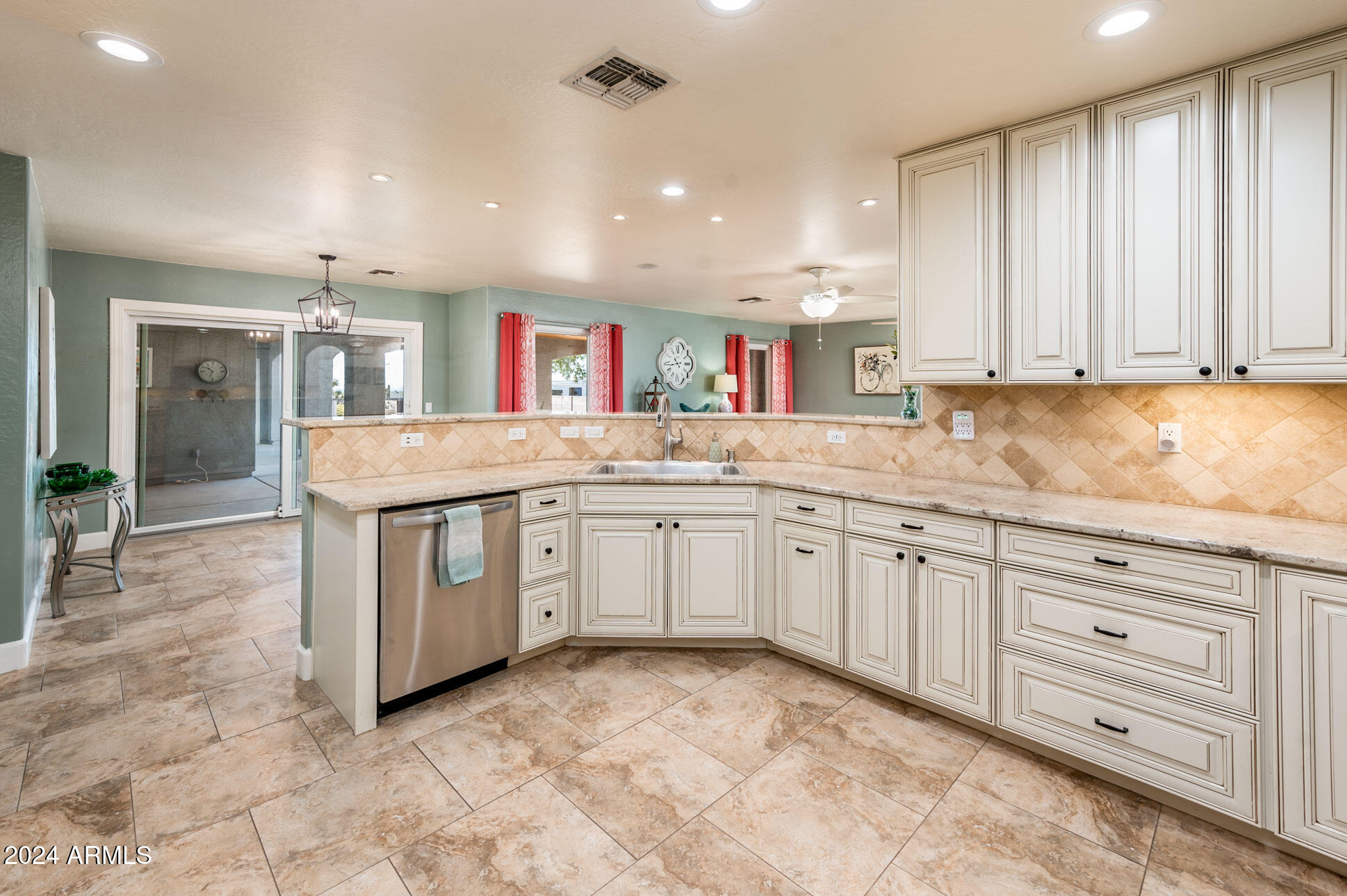 5365 E Shiprock Street