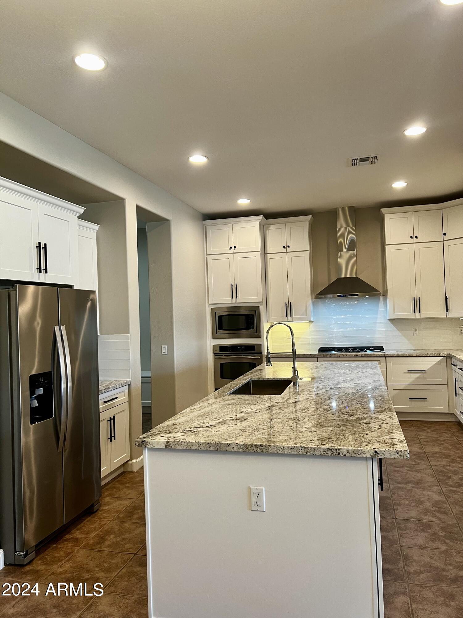 20198 E SILVER CREEK Lane