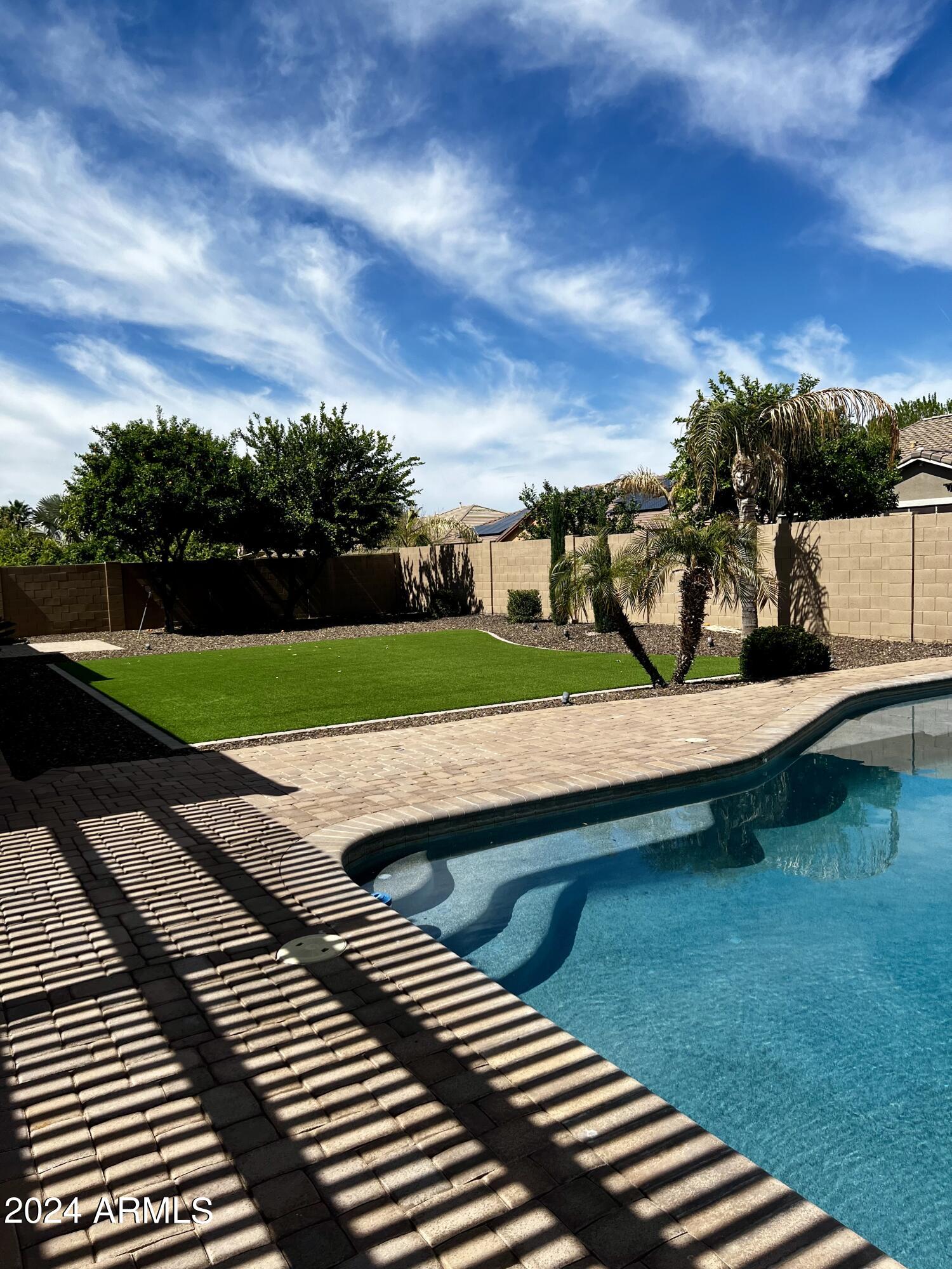 20198 E SILVER CREEK Lane