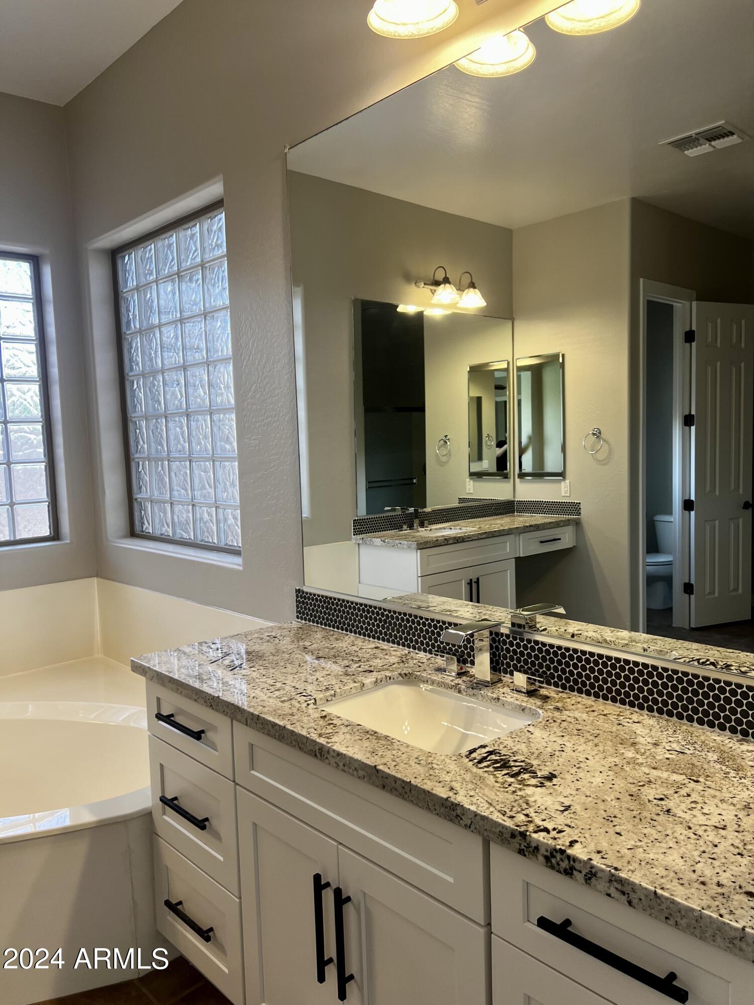 20198 E SILVER CREEK Lane