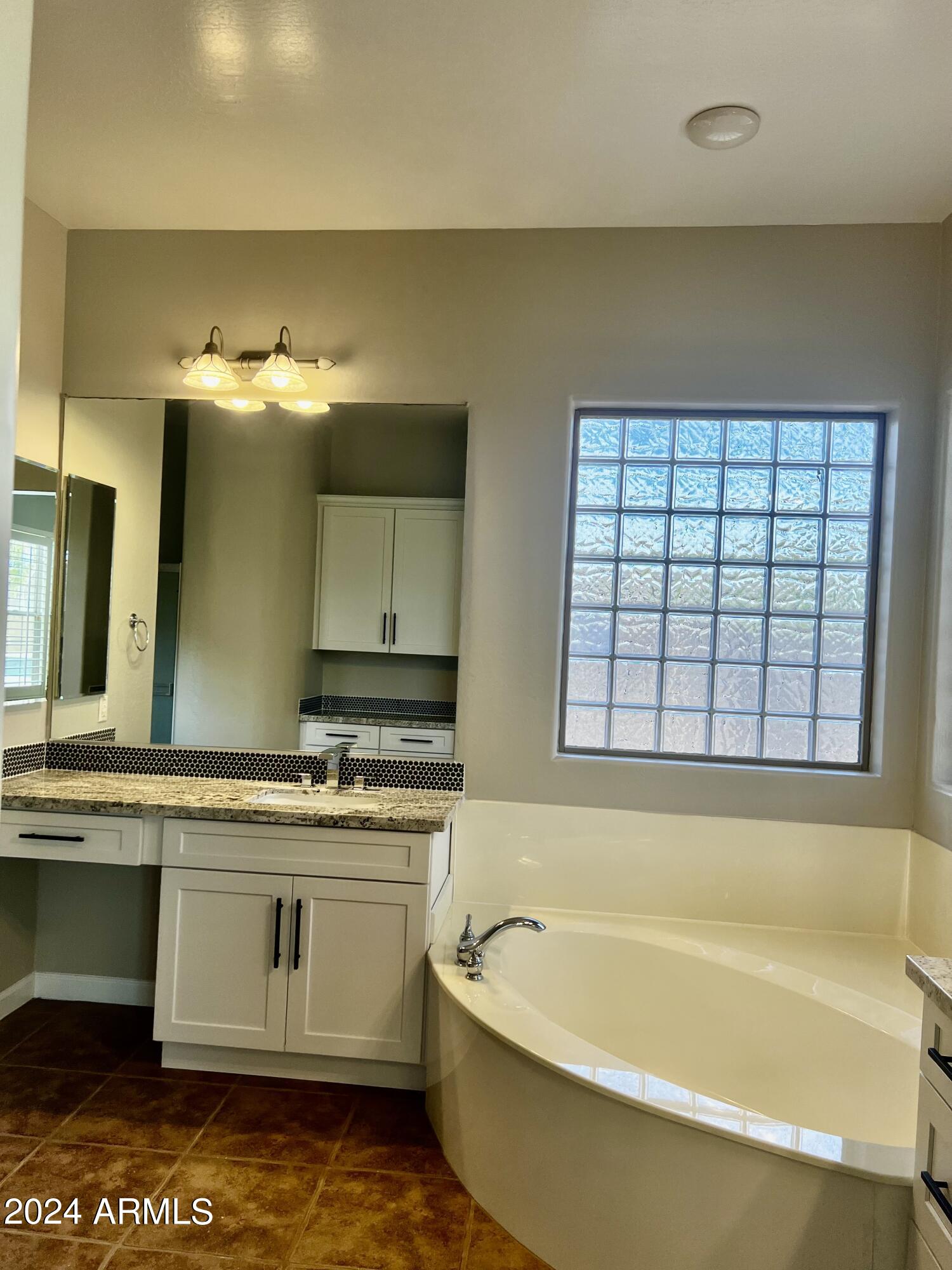 20198 E SILVER CREEK Lane