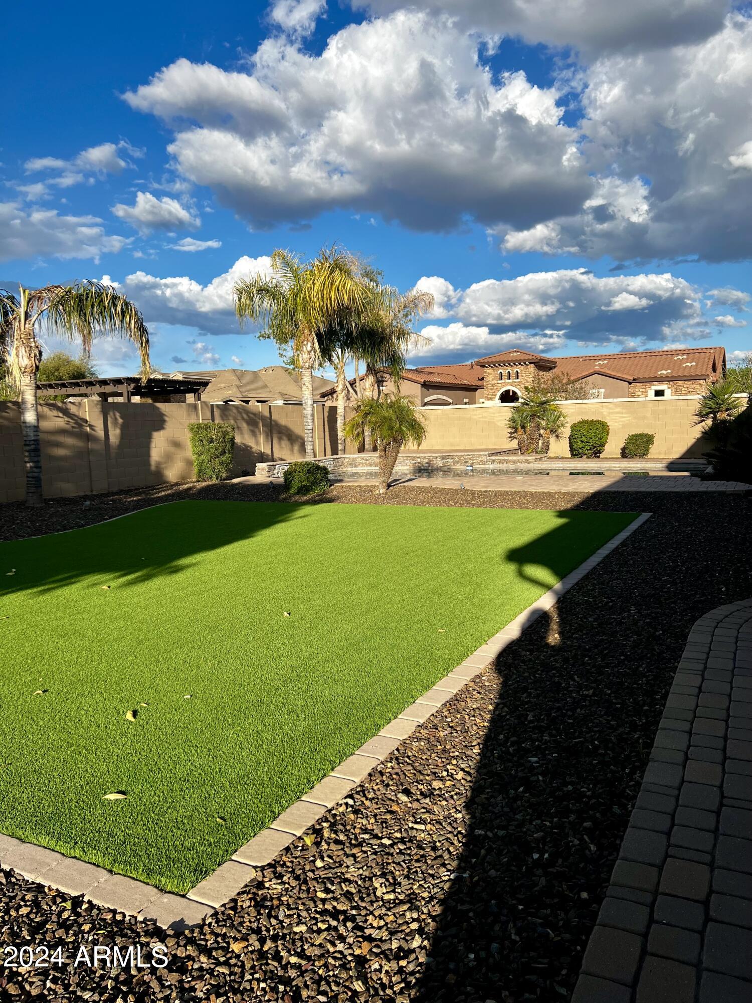 20198 E SILVER CREEK Lane