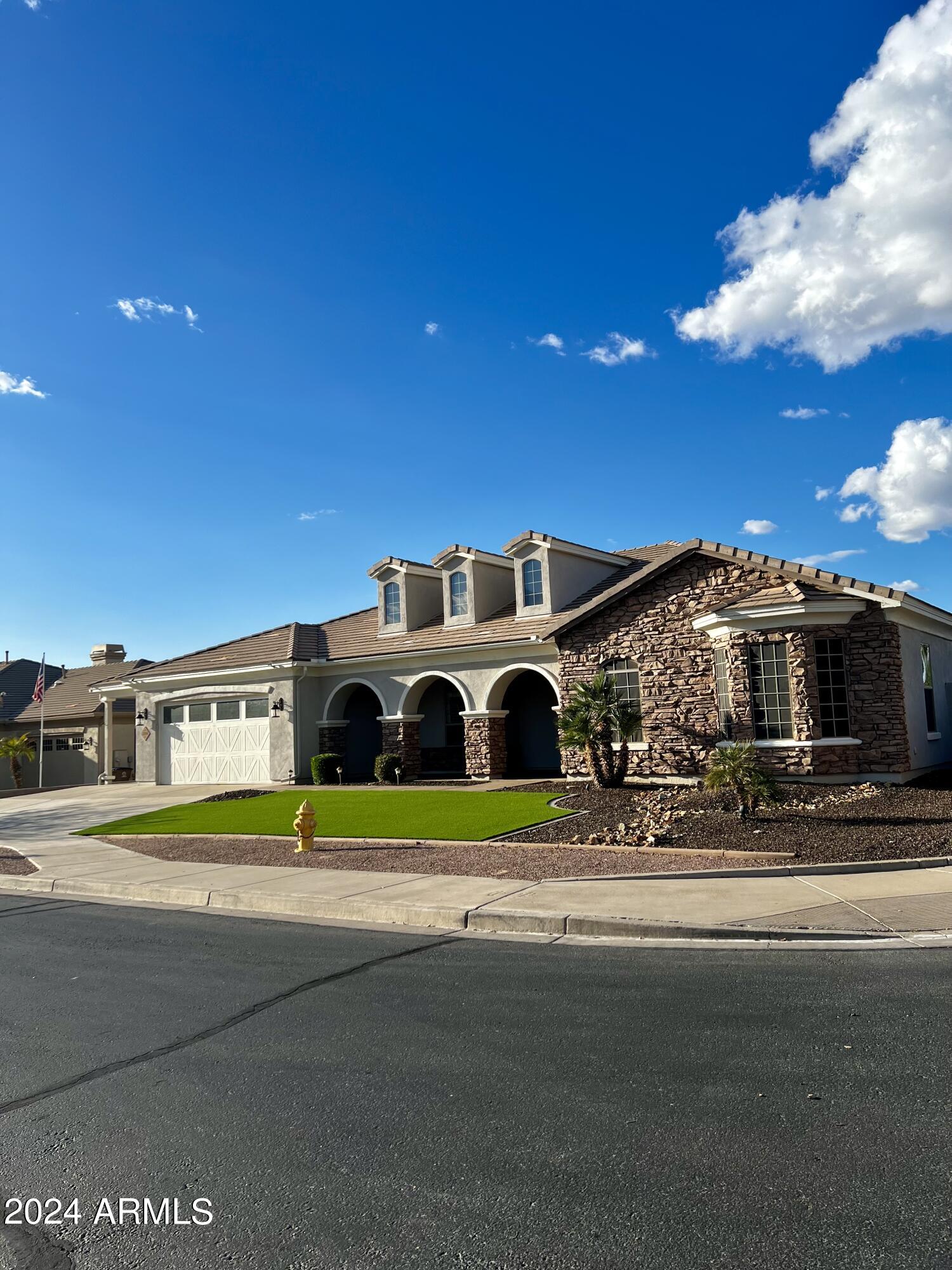 20198 E SILVER CREEK Lane