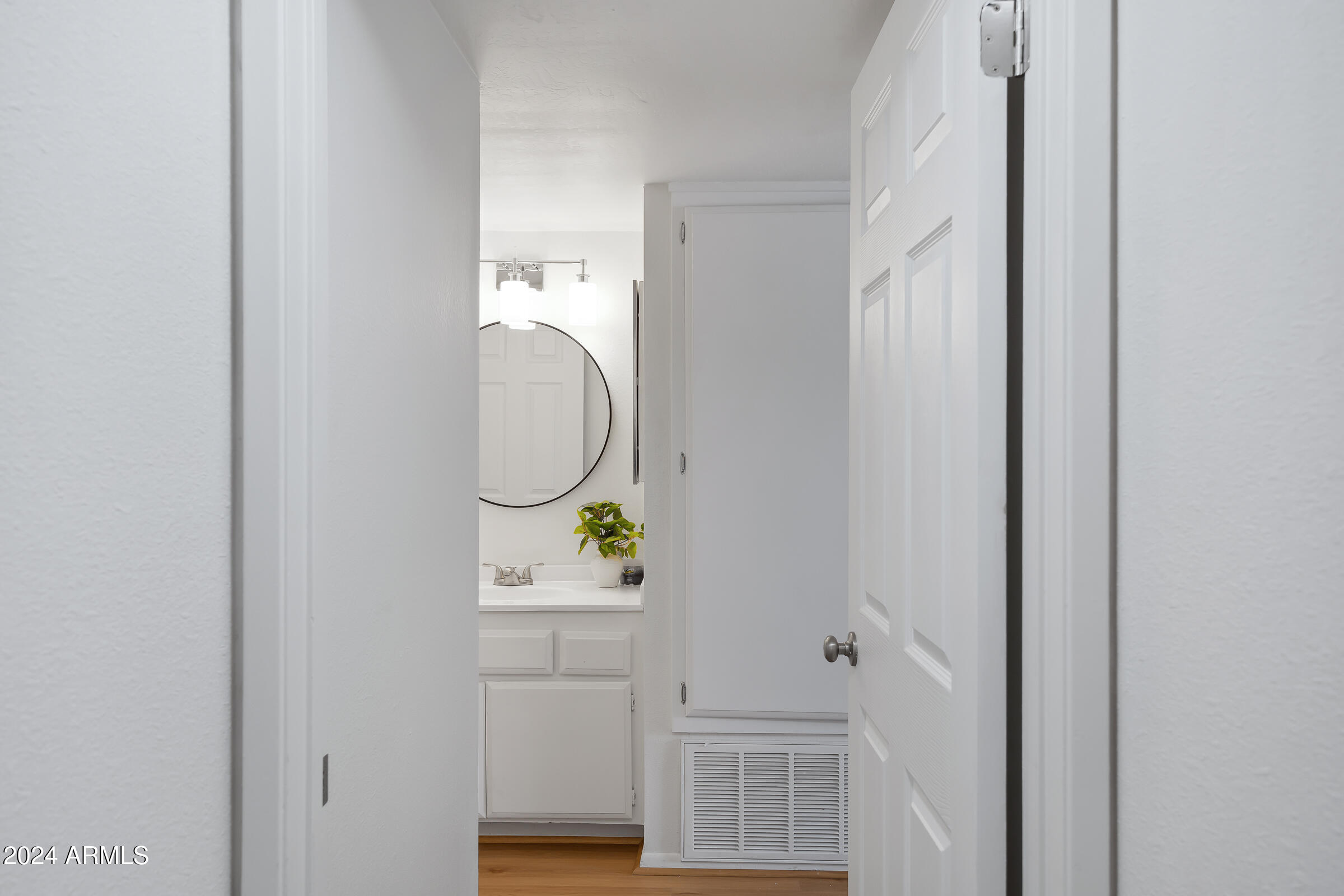 5525 E Thomas Road # P14