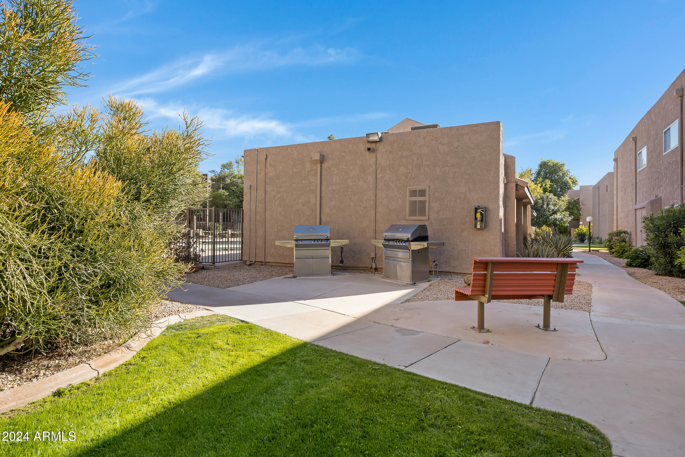 5525 E Thomas Road # P14