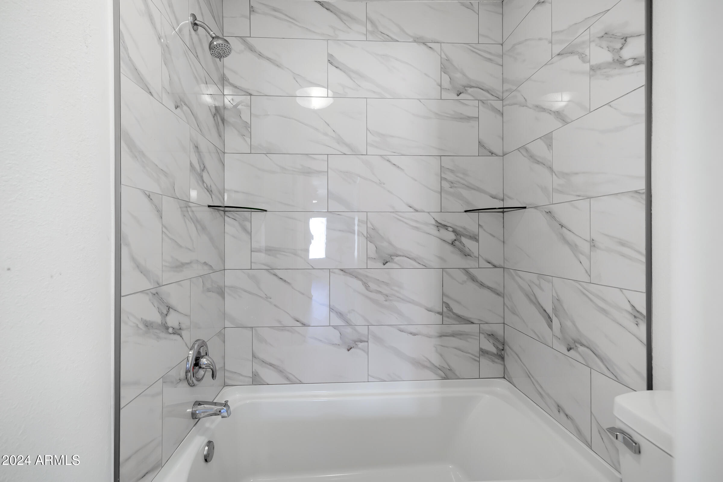 5525 E Thomas Road # P14