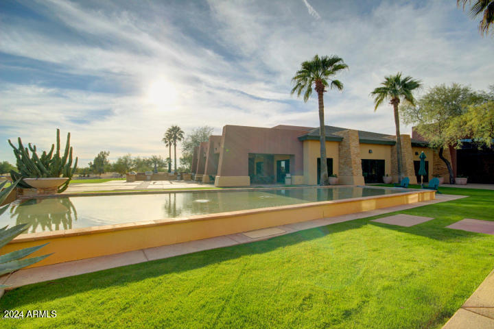 3825 E County Down Drive