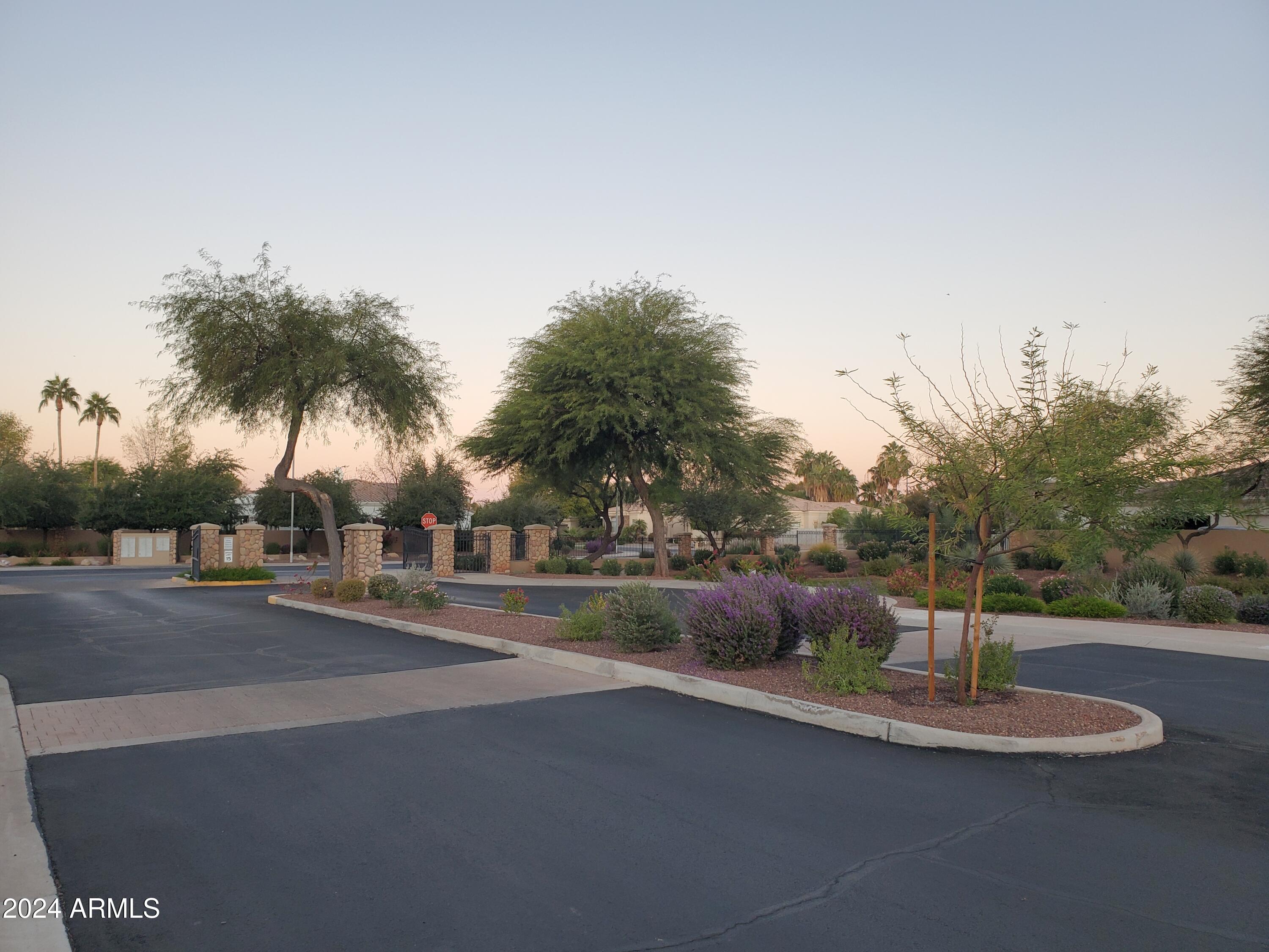 910 E KAIBAB Place # 6