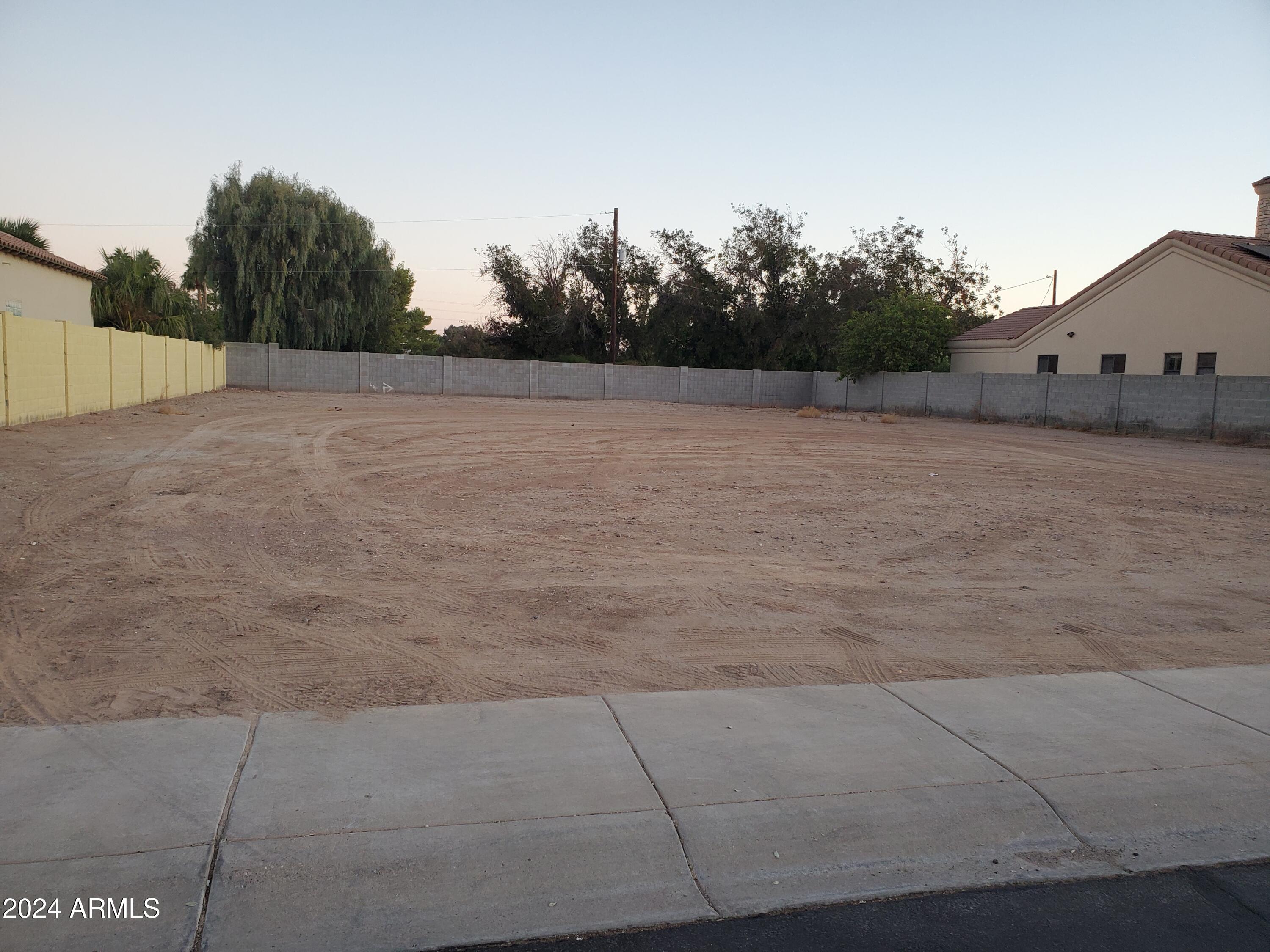 910 E KAIBAB Place # 6