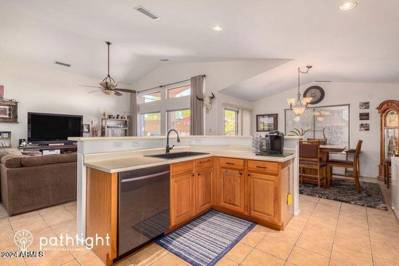 8625 W CHICKASAW Street