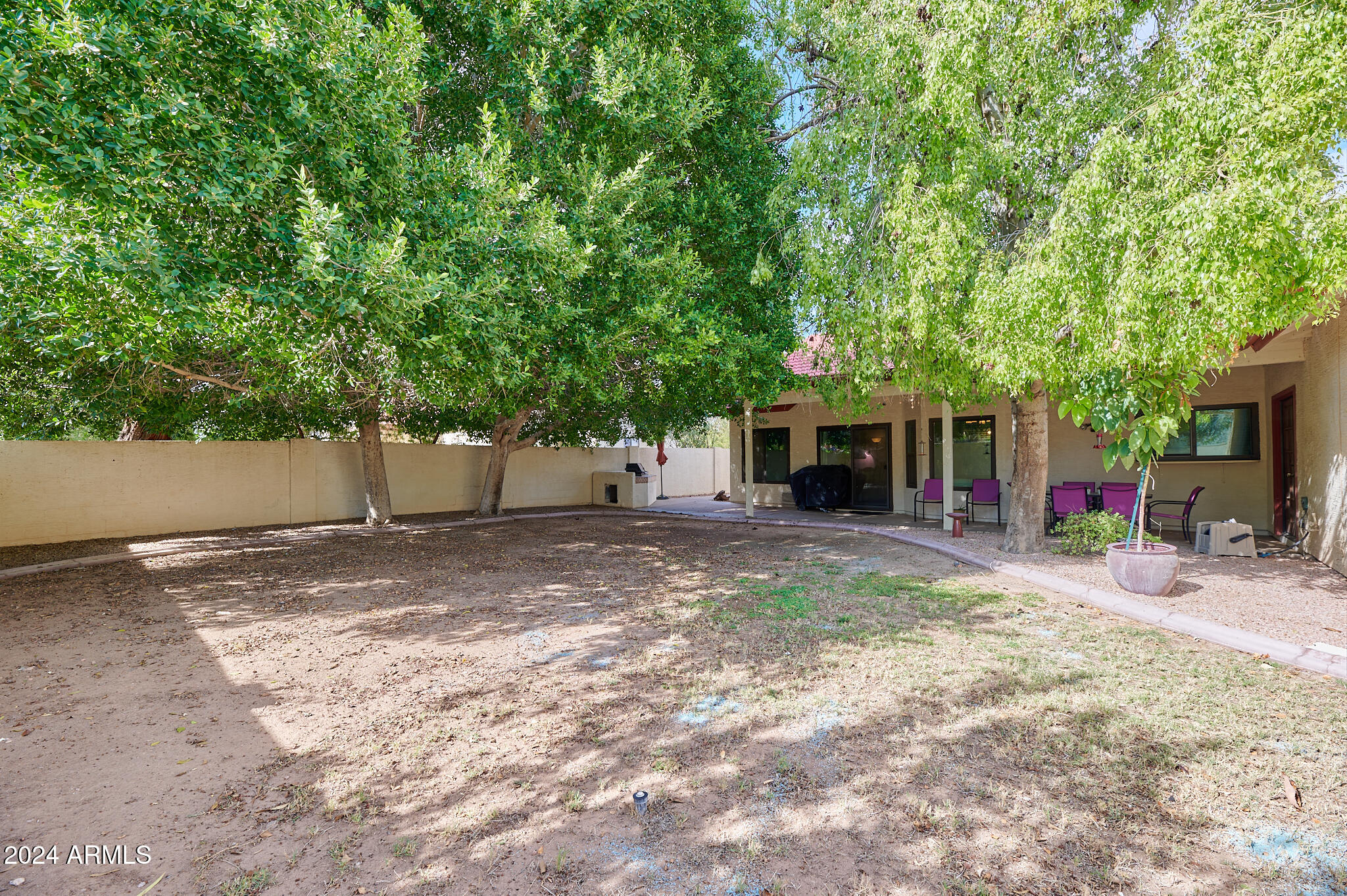 4151 W VICTORIA Lane