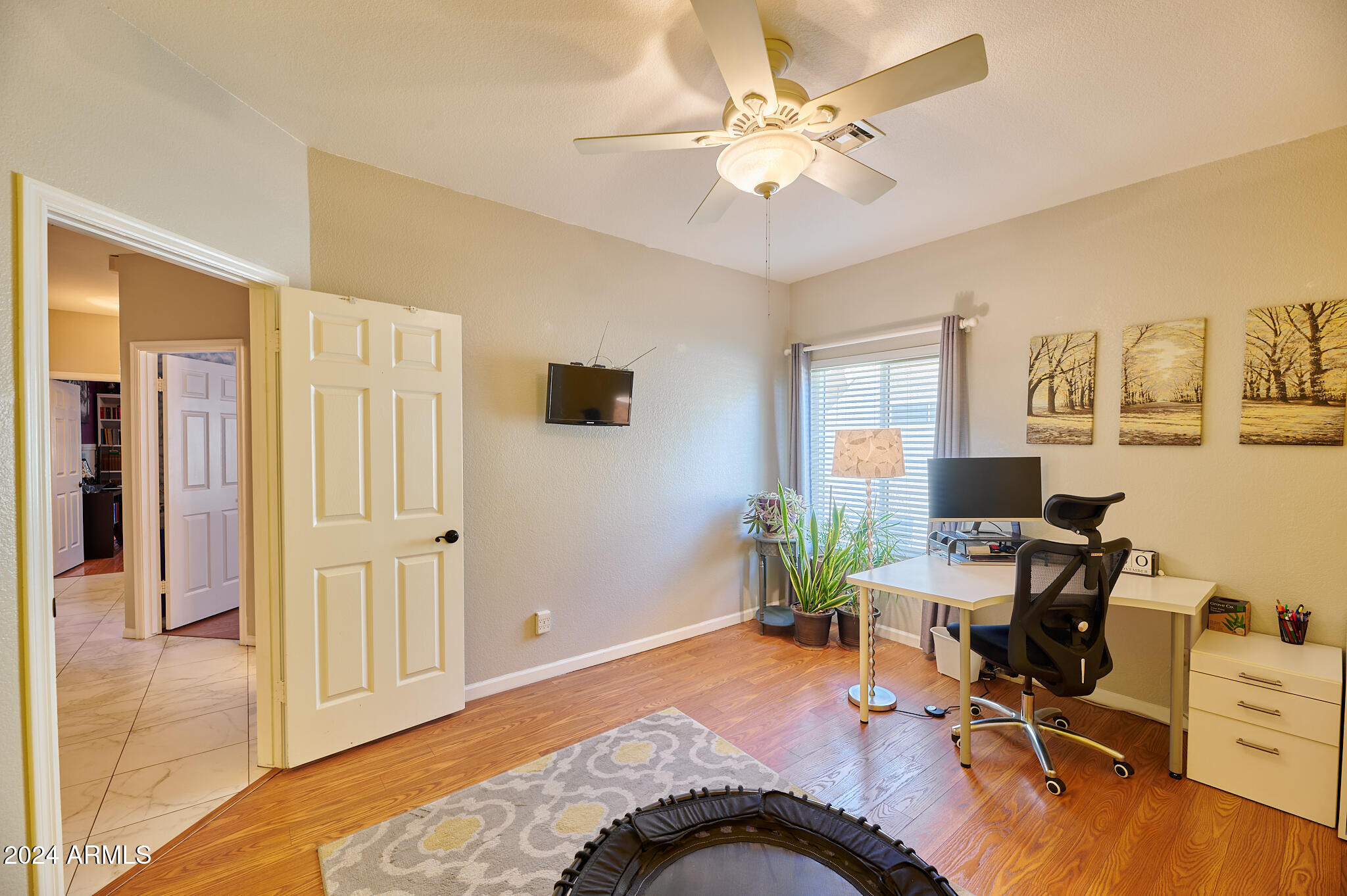 4151 W VICTORIA Lane