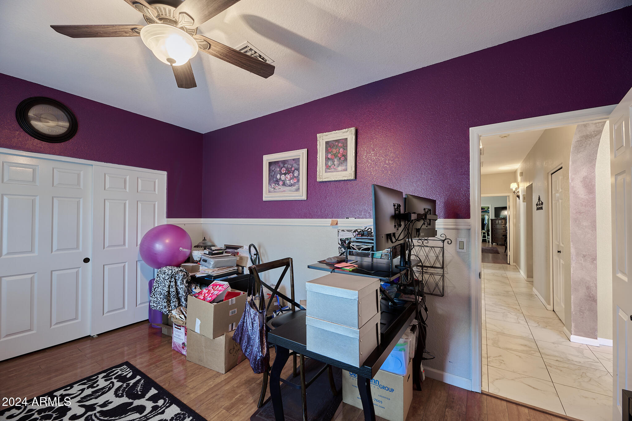 4151 W VICTORIA Lane