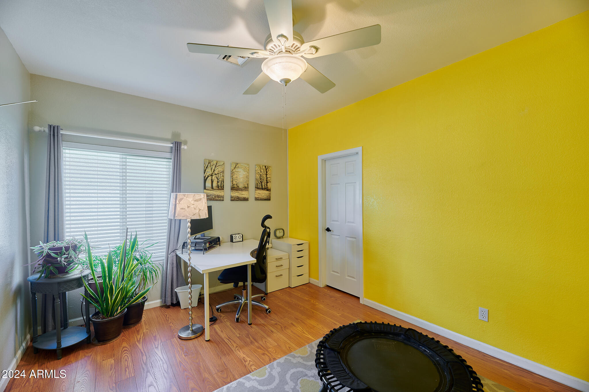 4151 W VICTORIA Lane