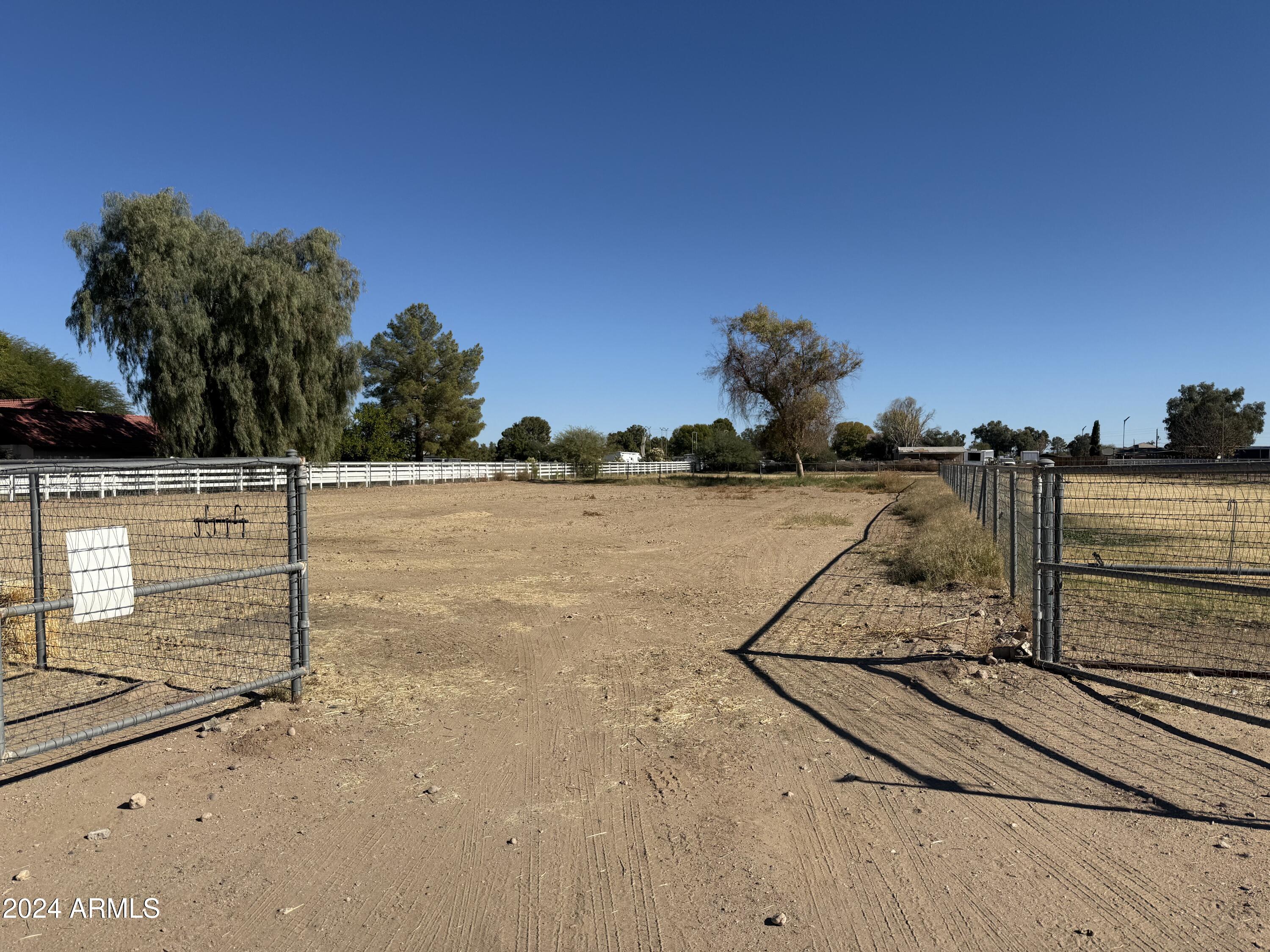 23317 S 180TH Street