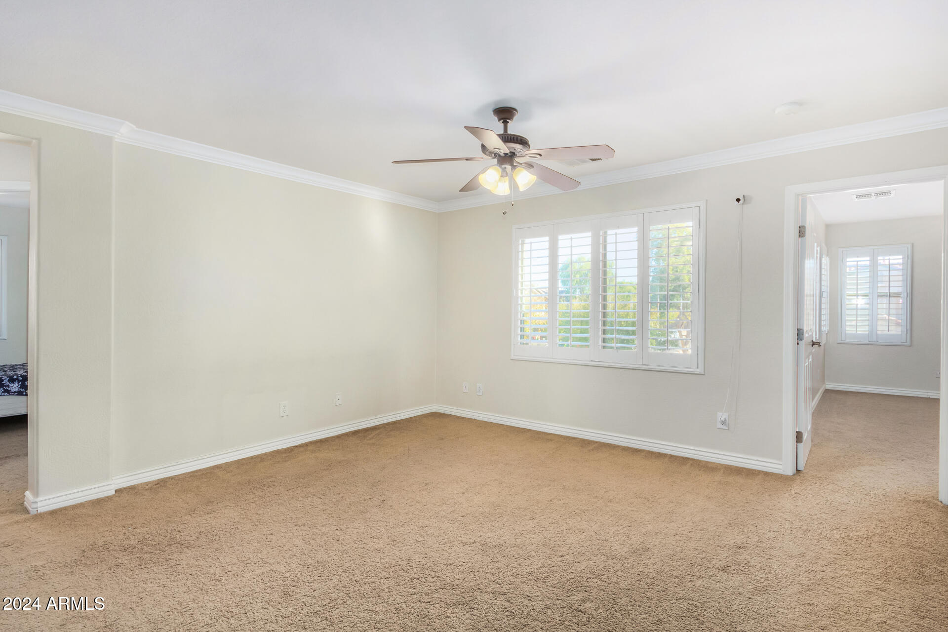 1723 S RESEDA Street