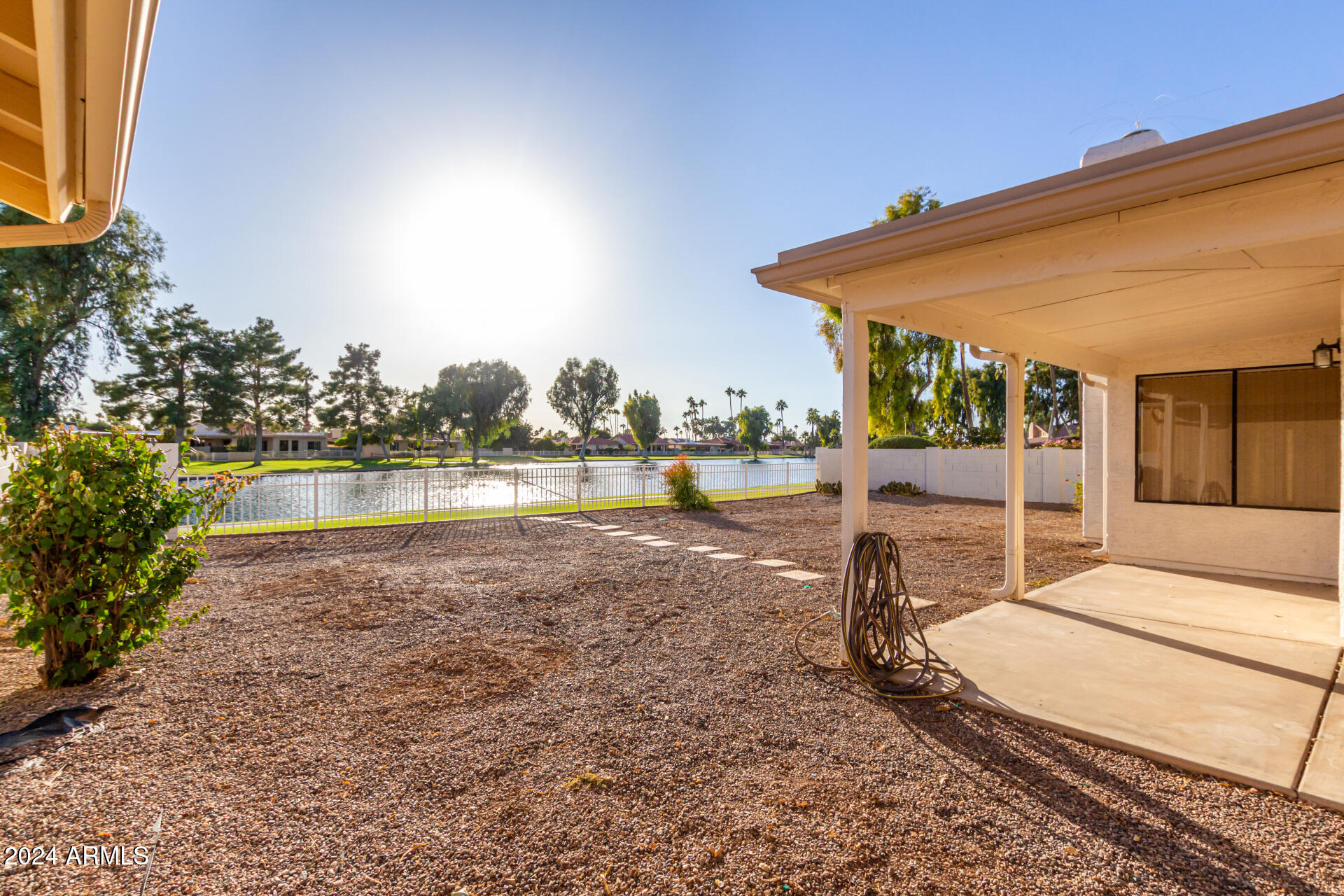 10133 E CHESTNUT Drive