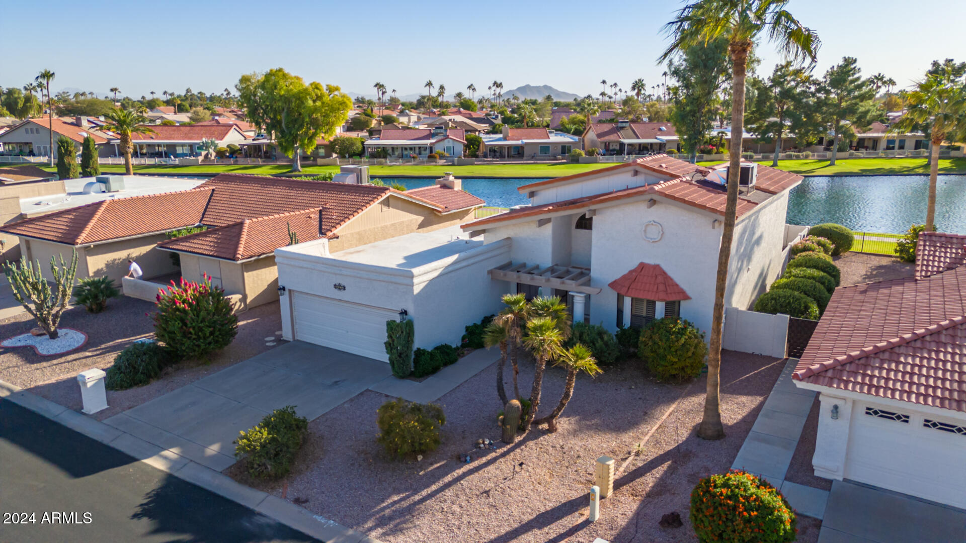 10133 E CHESTNUT Drive