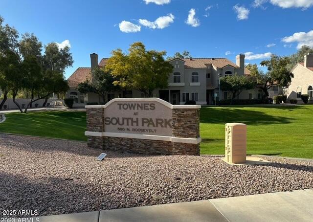 500 N ROOSEVELT Avenue # 92