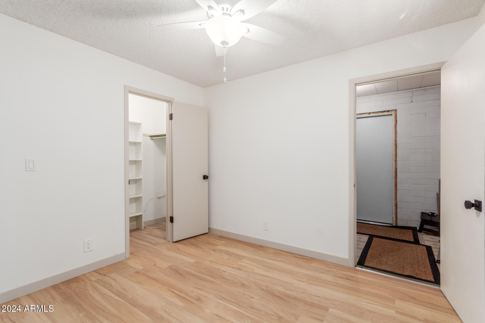 2458 E UNIVERSITY Drive # 4