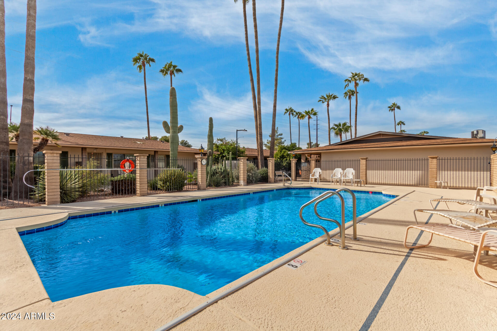 2458 E UNIVERSITY Drive # 4