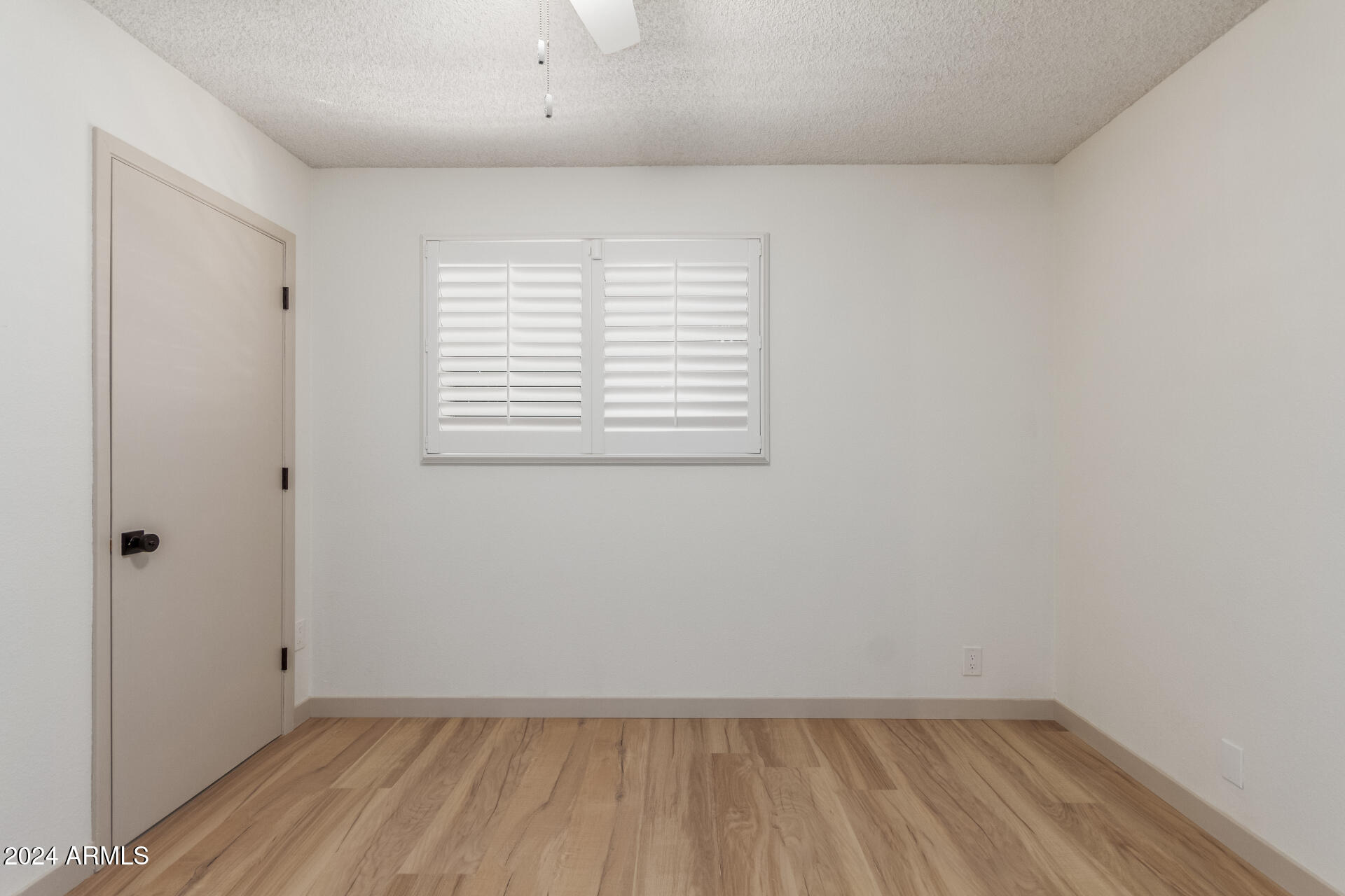 2458 E UNIVERSITY Drive # 4