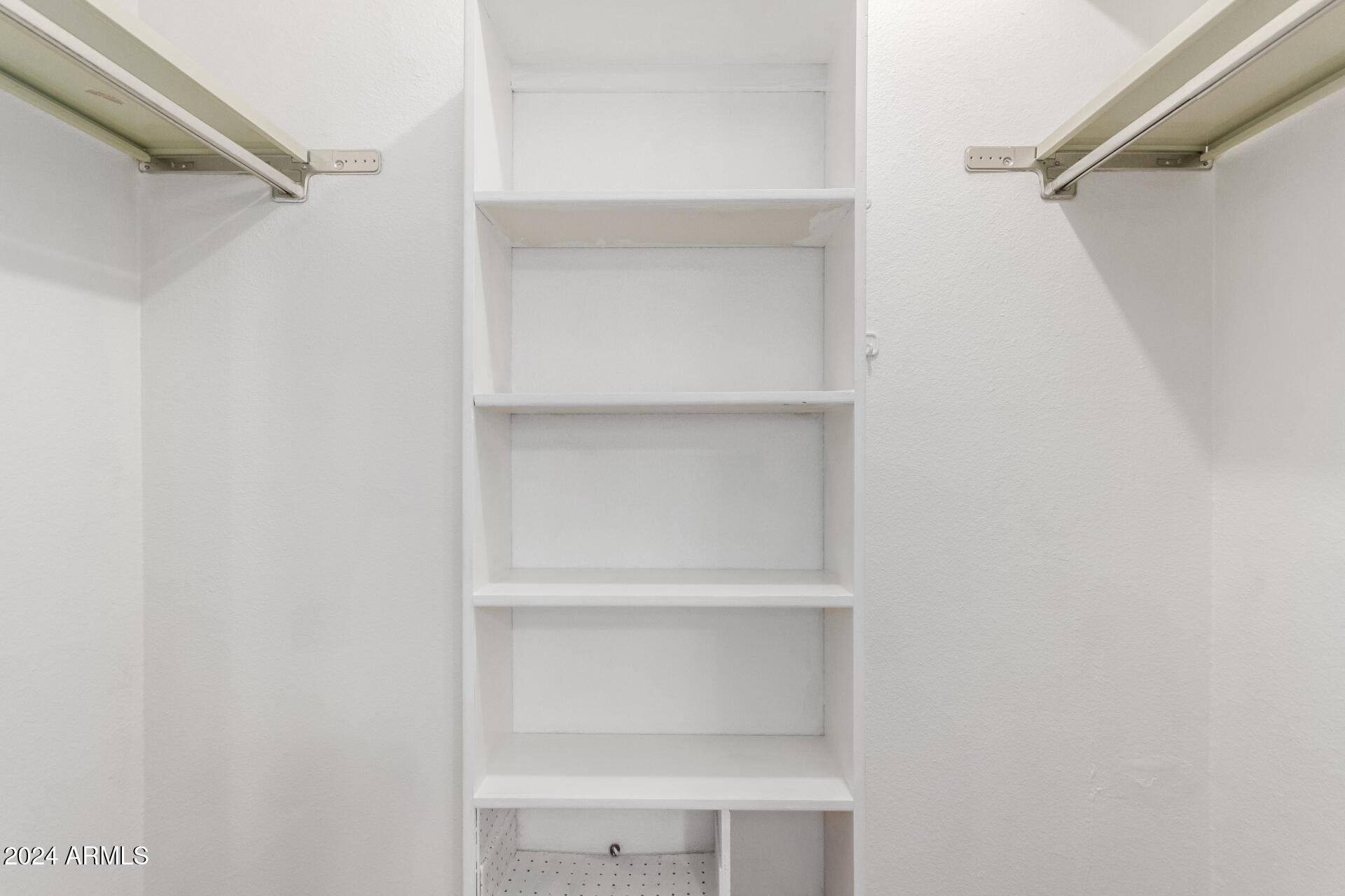 2458 E UNIVERSITY Drive # 4