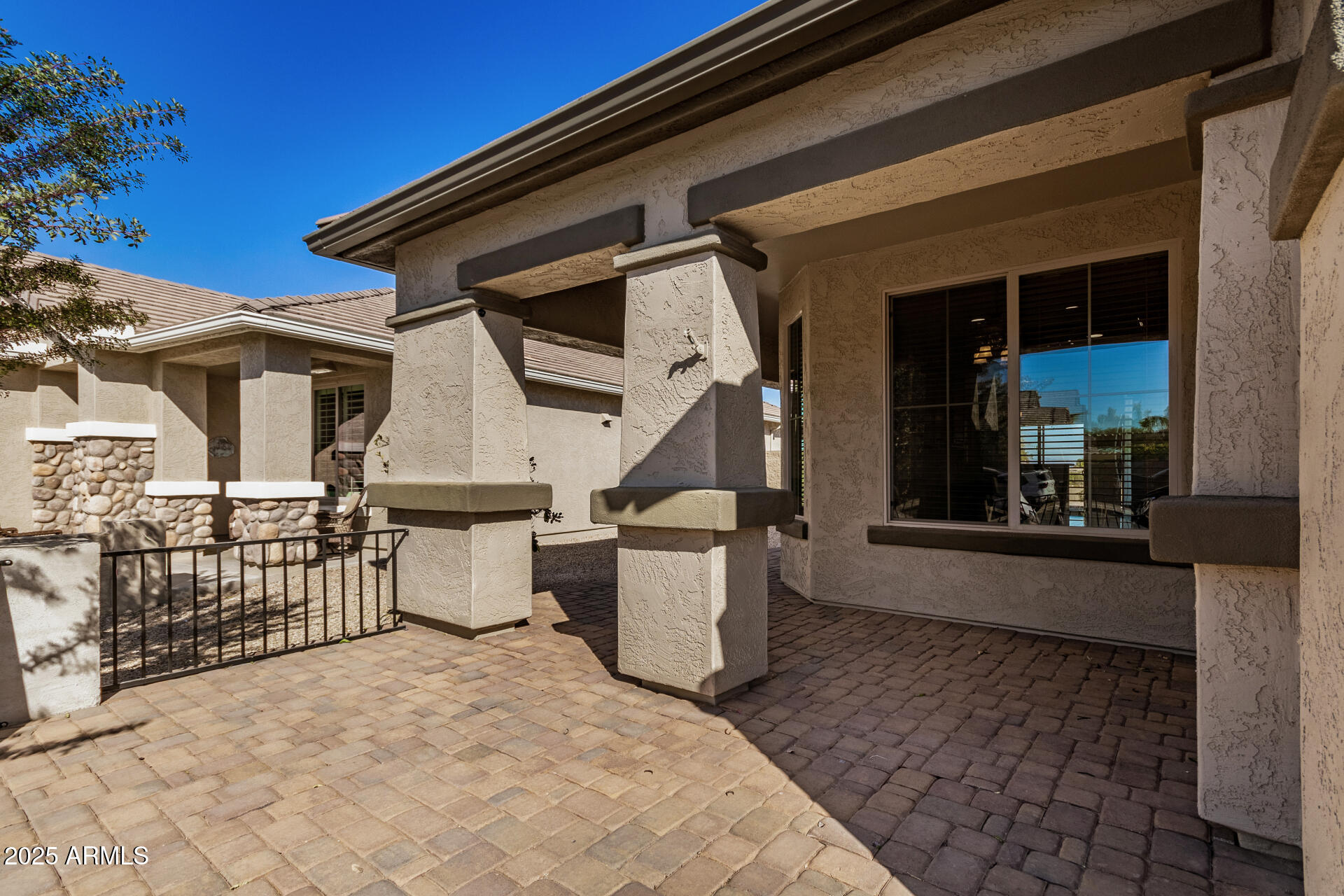 30341 N SADDLEBAG Lane