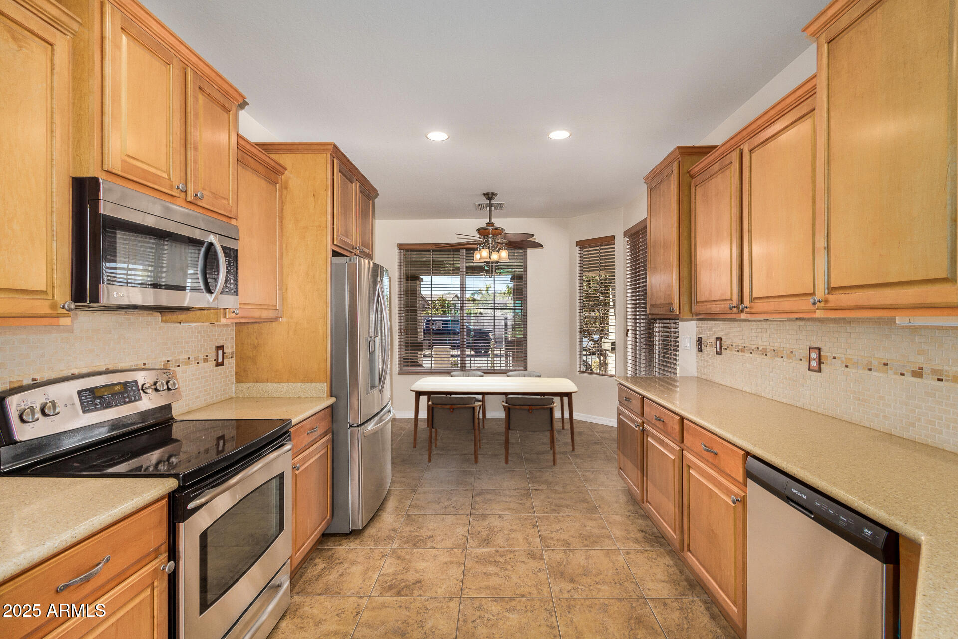 30341 N SADDLEBAG Lane