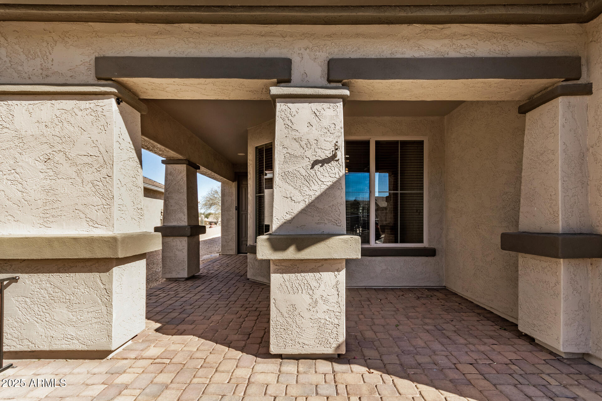 30341 N SADDLEBAG Lane