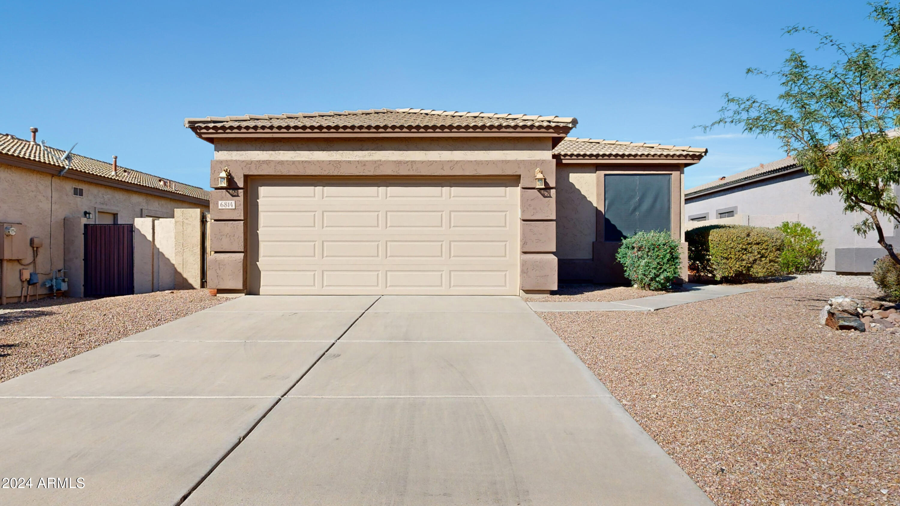 6814 E SAN CRISTOBAL Way