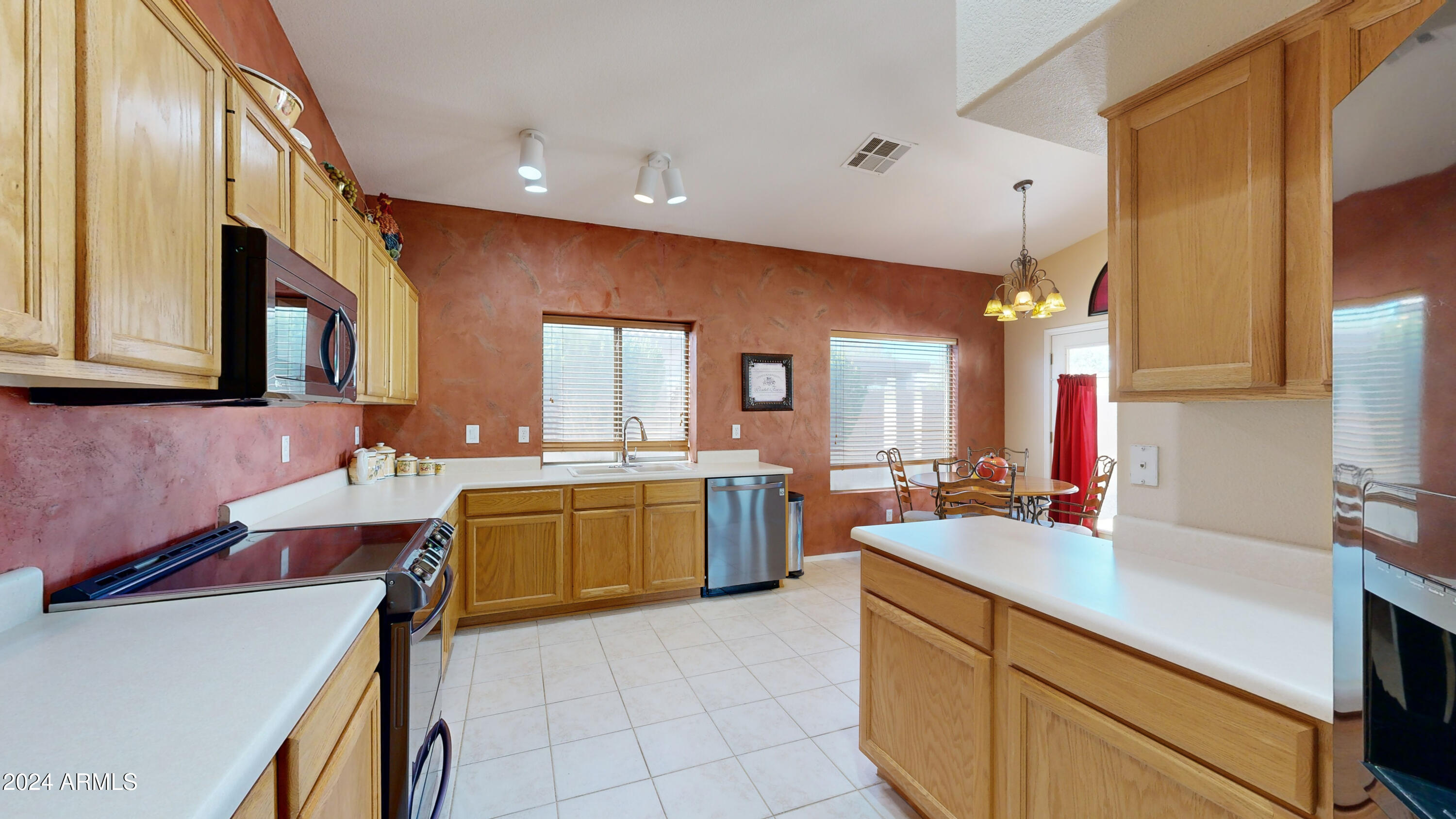 6814 E SAN CRISTOBAL Way