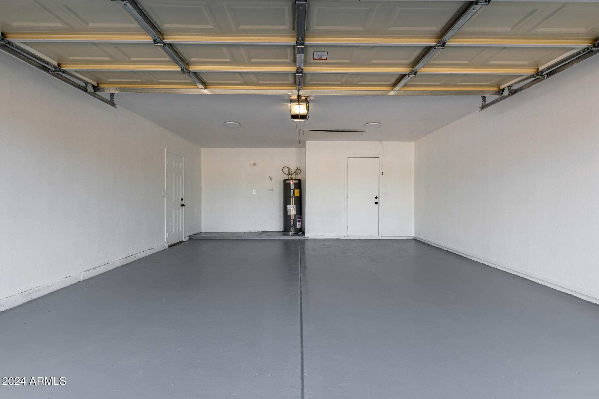 7309 W CLAREMONT Street