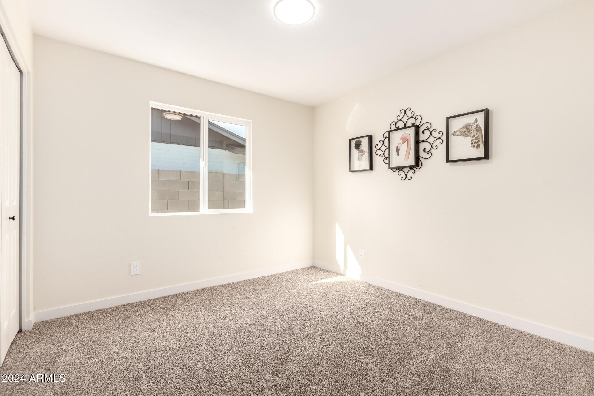 7309 W CLAREMONT Street