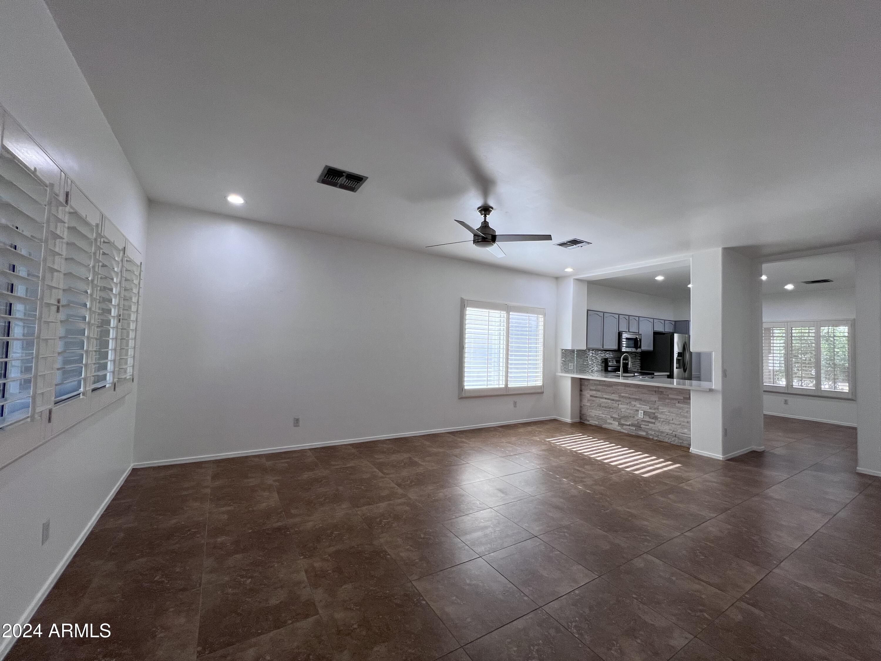 7739 W VIA DEL SOL --