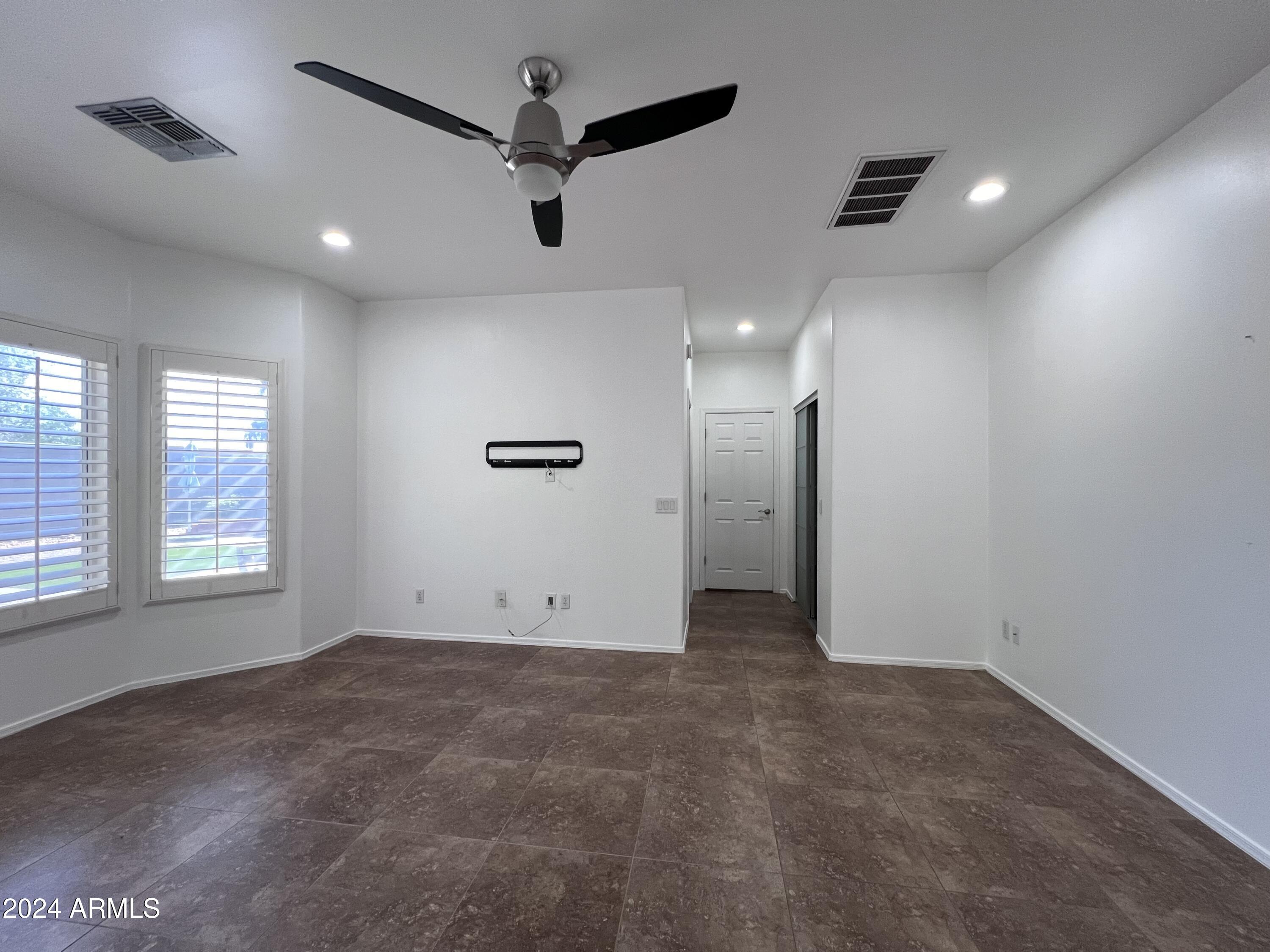 7739 W VIA DEL SOL --