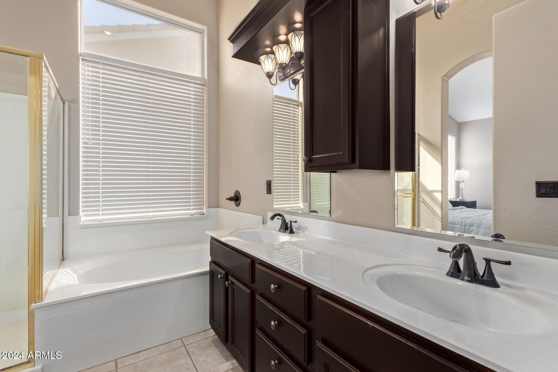 1362 E SHANNON Street