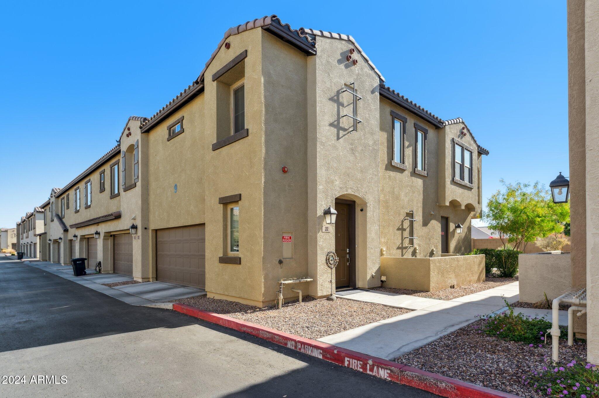 155 N Lakeview Boulevard # 232