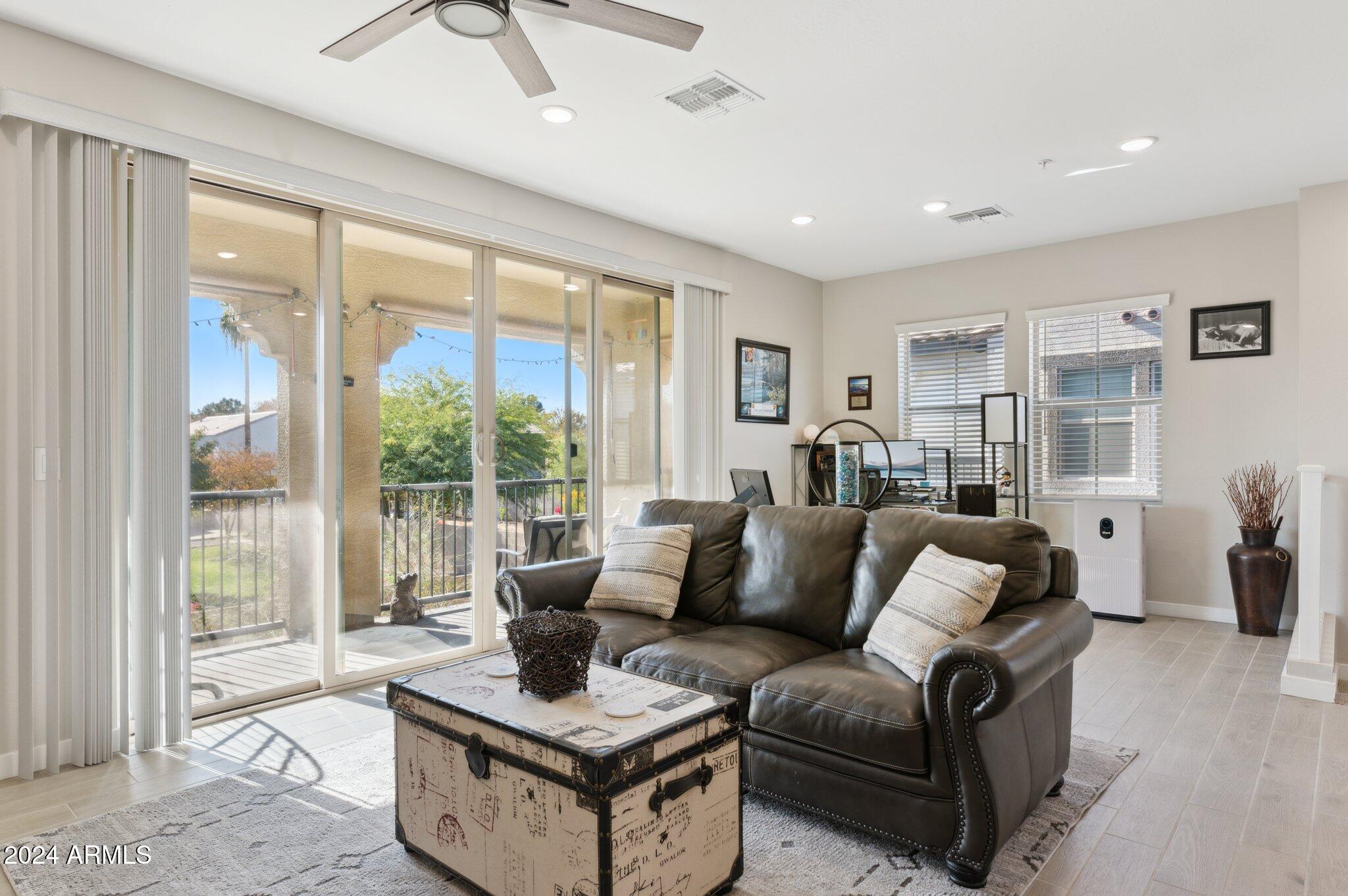 155 N Lakeview Boulevard # 232