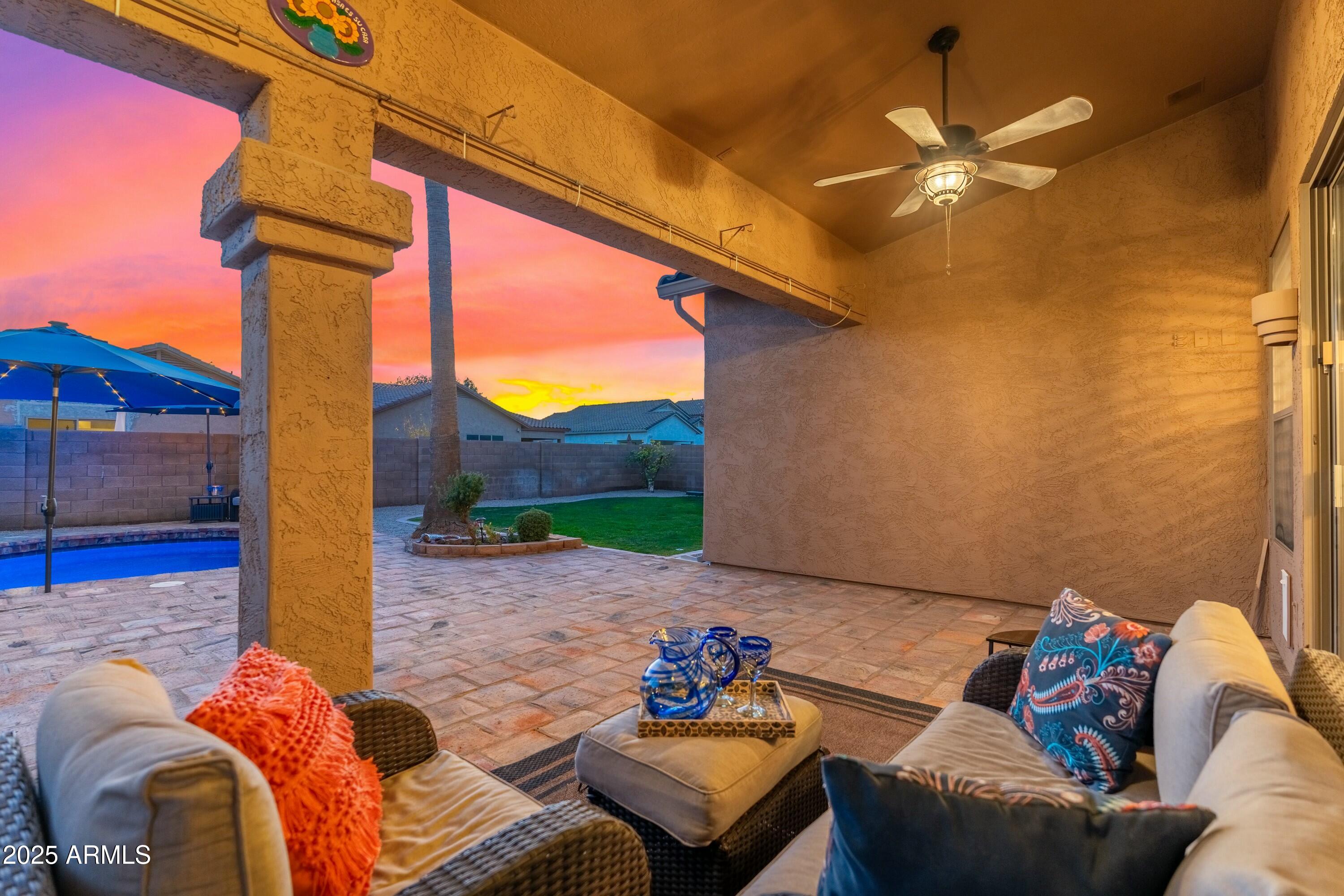 2257 W PERIWINKLE Way