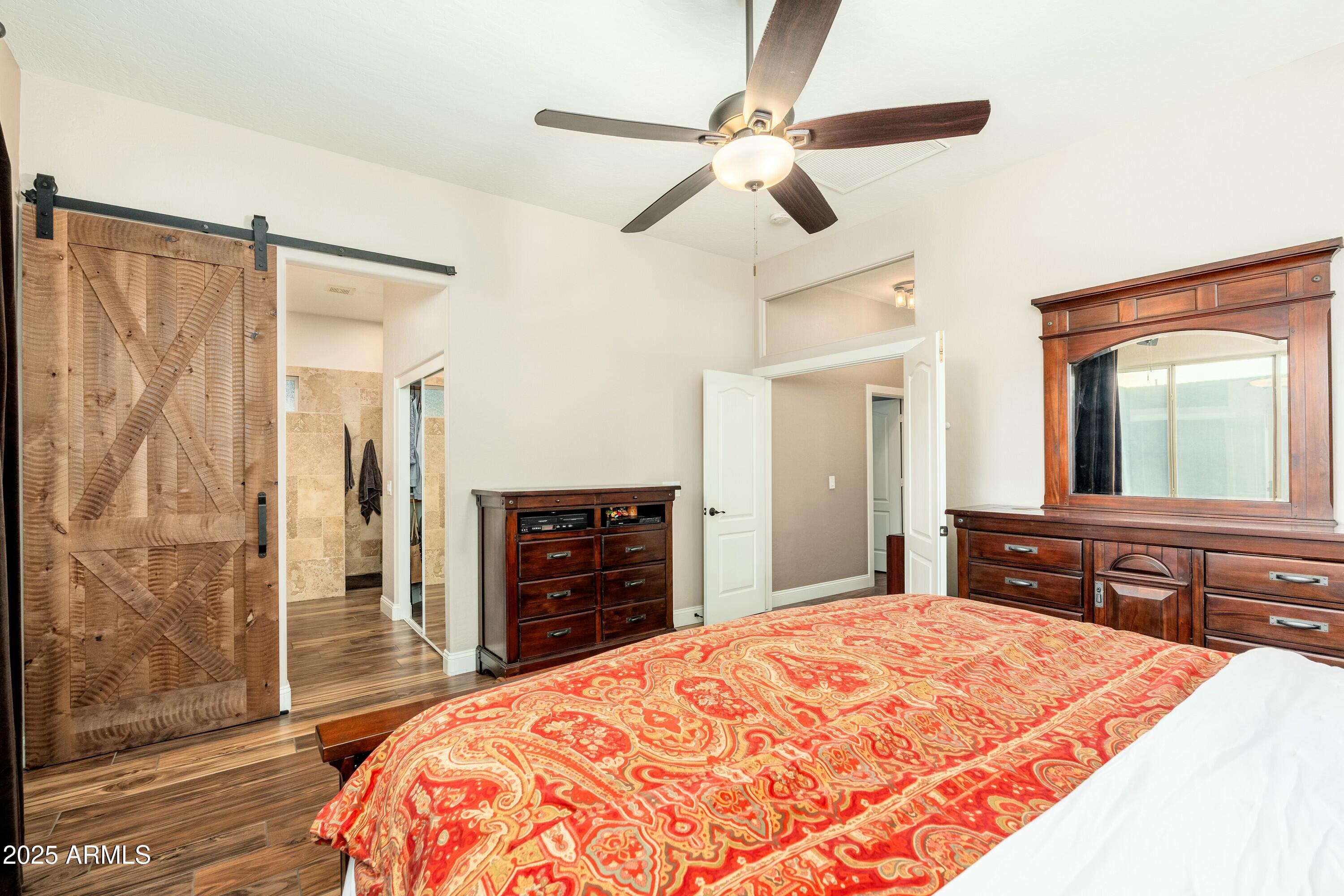 2257 W PERIWINKLE Way