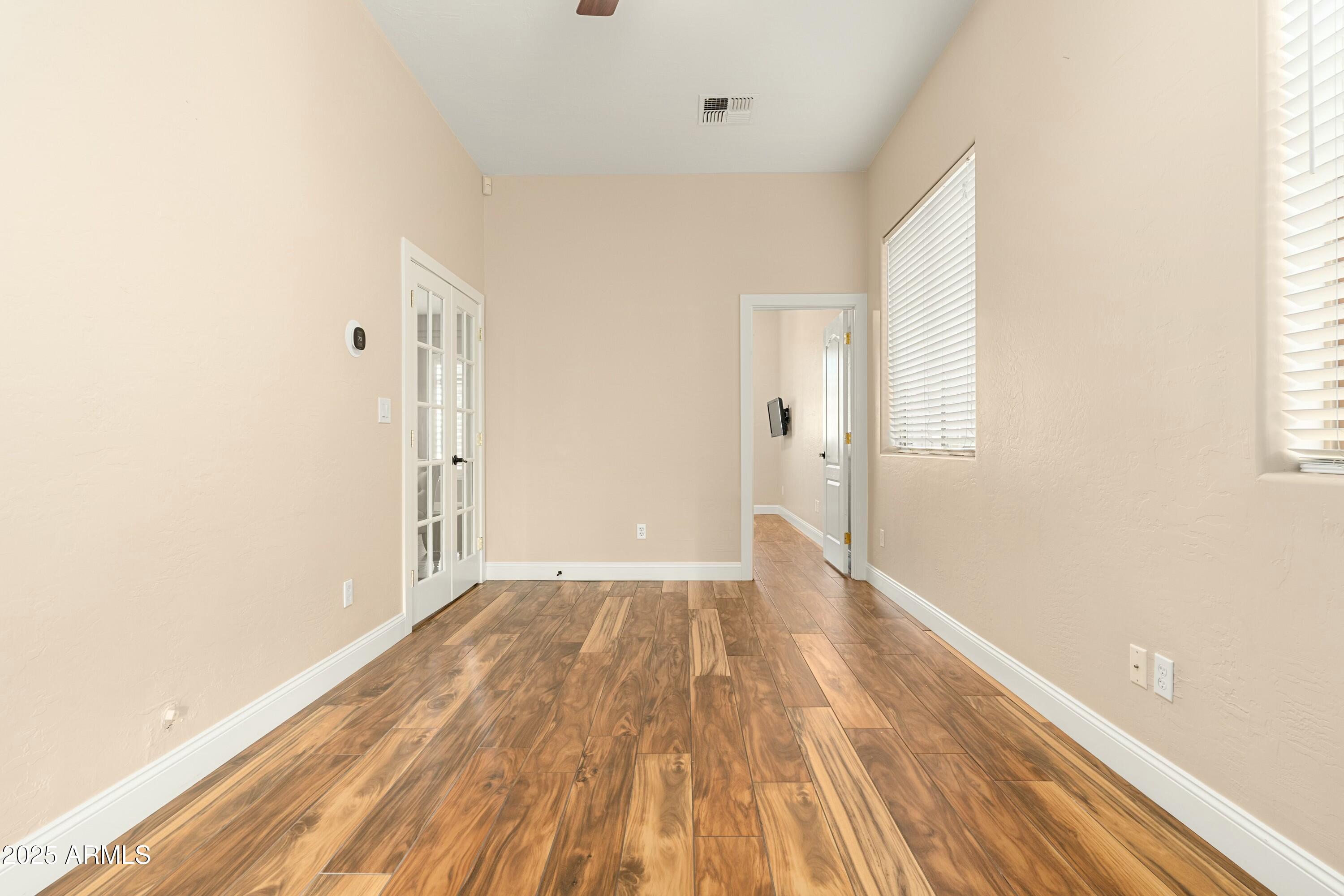 2257 W PERIWINKLE Way